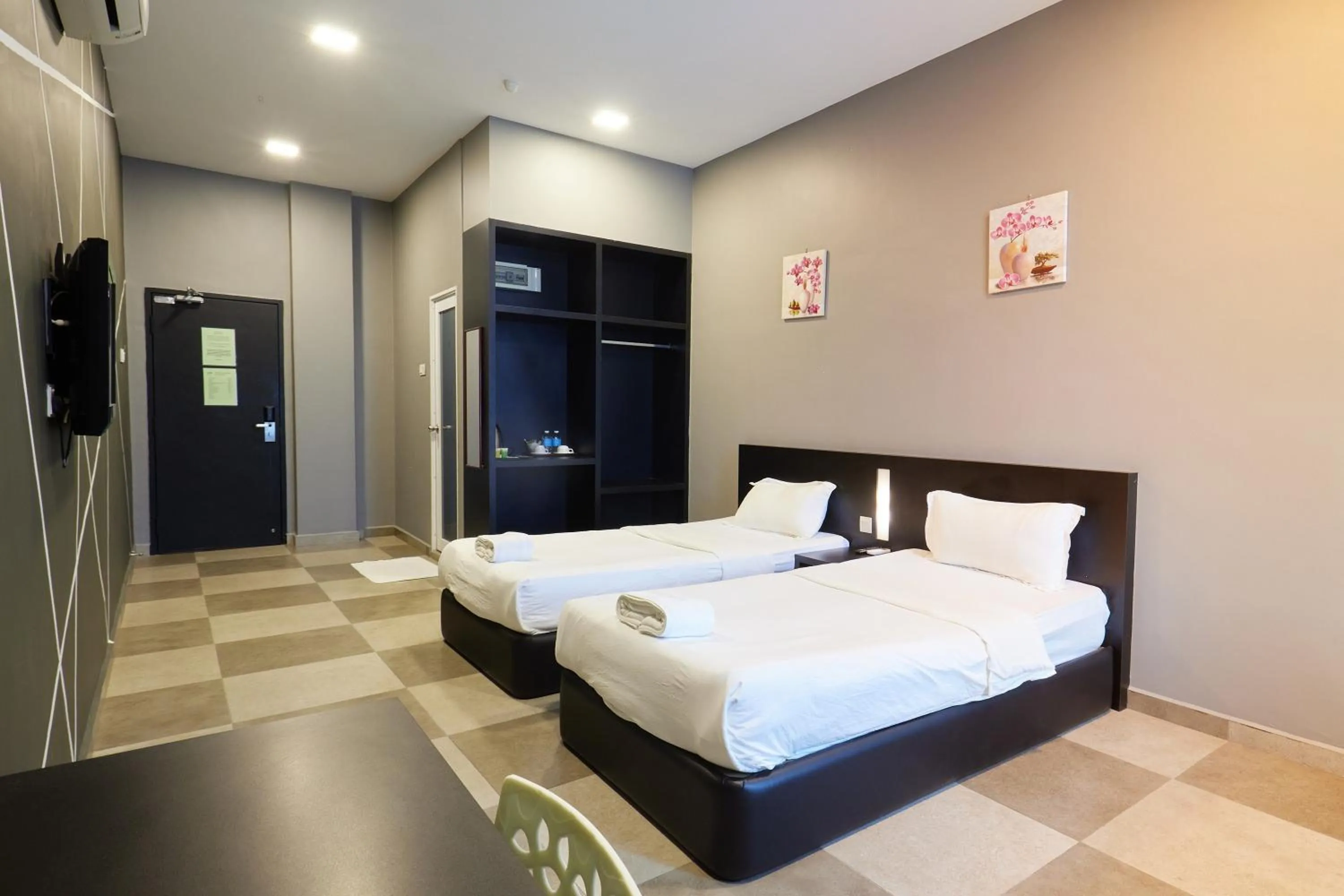 Bed in Elite Hotel Muar