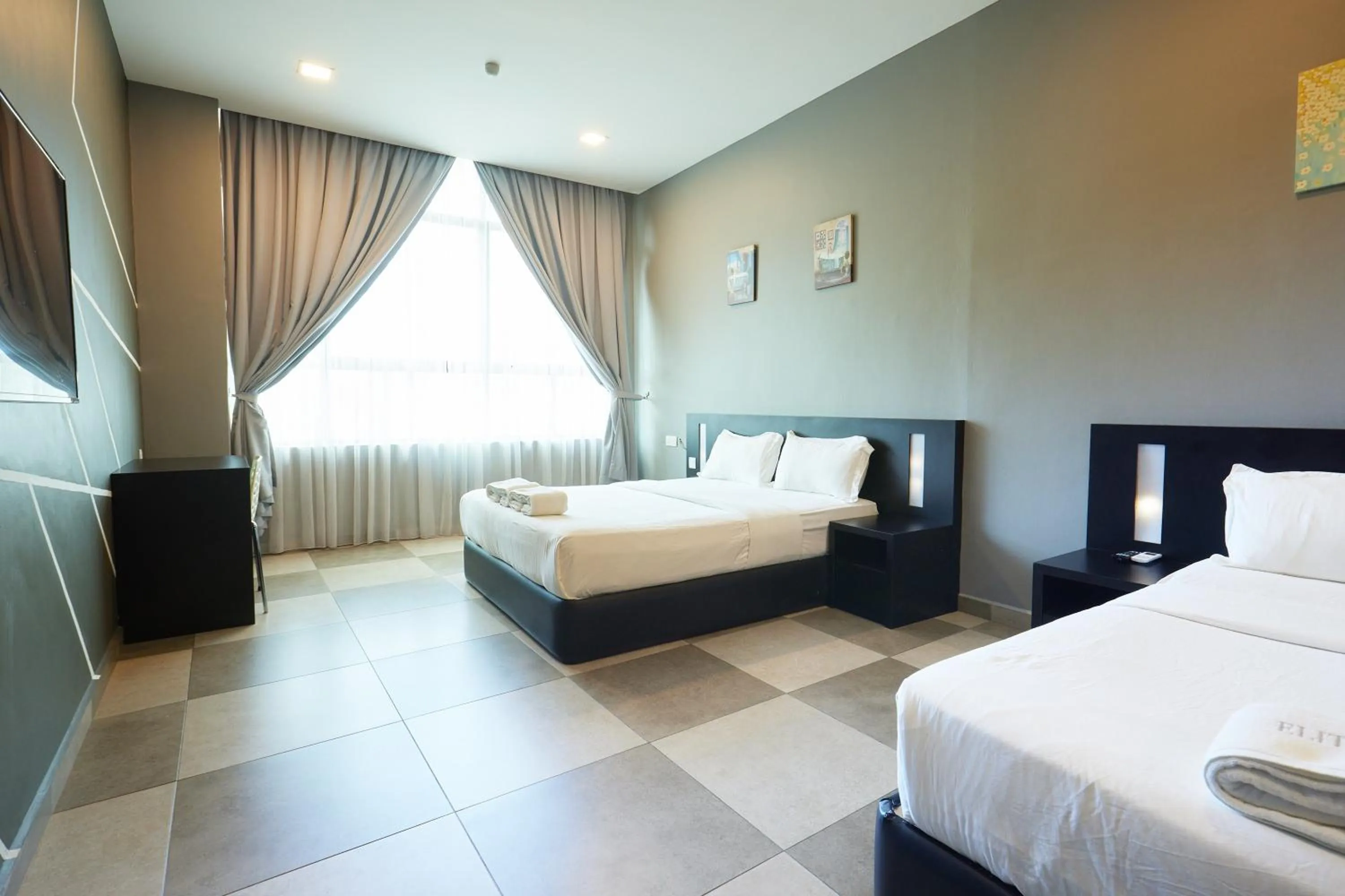 Bed in Elite Hotel Muar