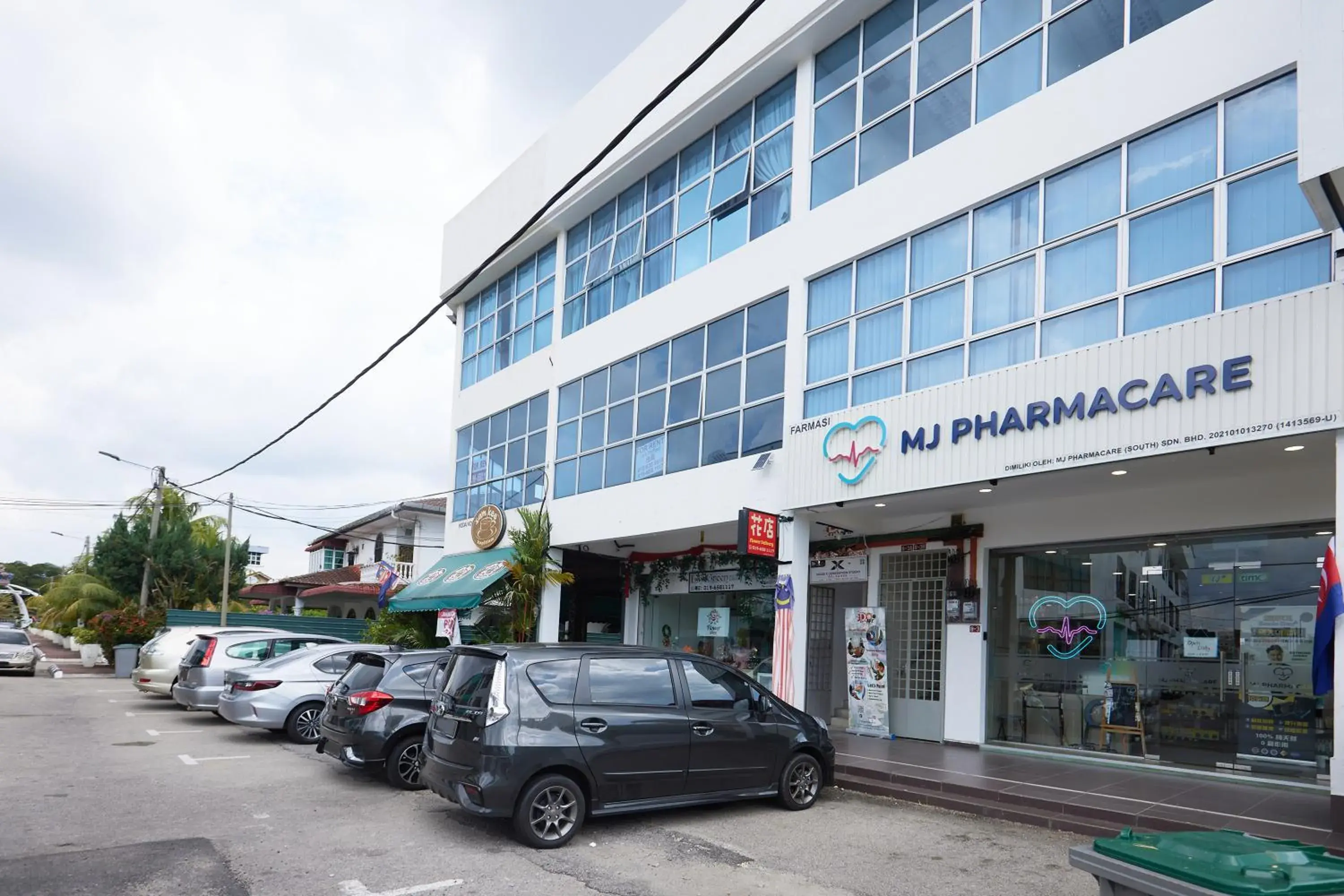 Property building in Elite Hotel Muar Property building in Elite Hotel Muar