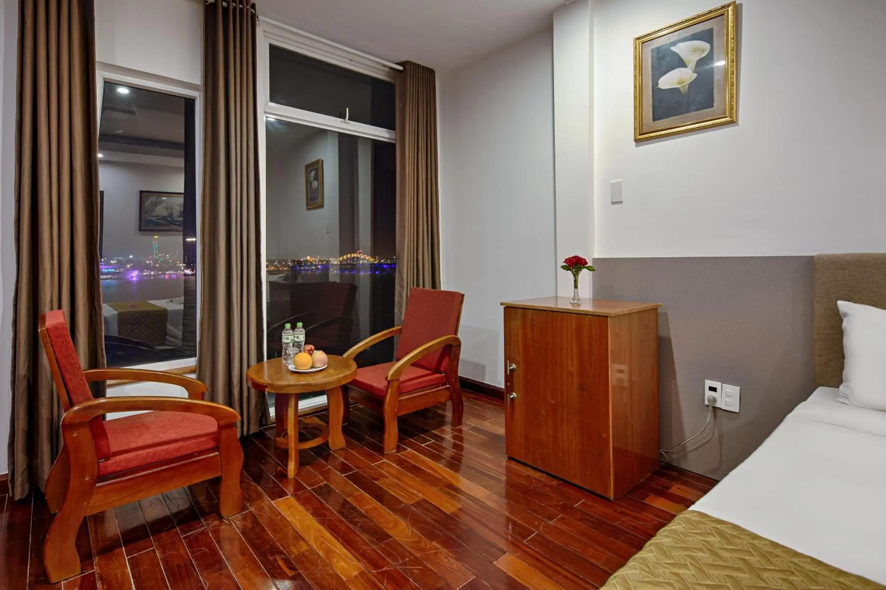 Photo of the whole room, Bed in Catinal Hotel Photo of the whole room, Bed in Catinal Hotel