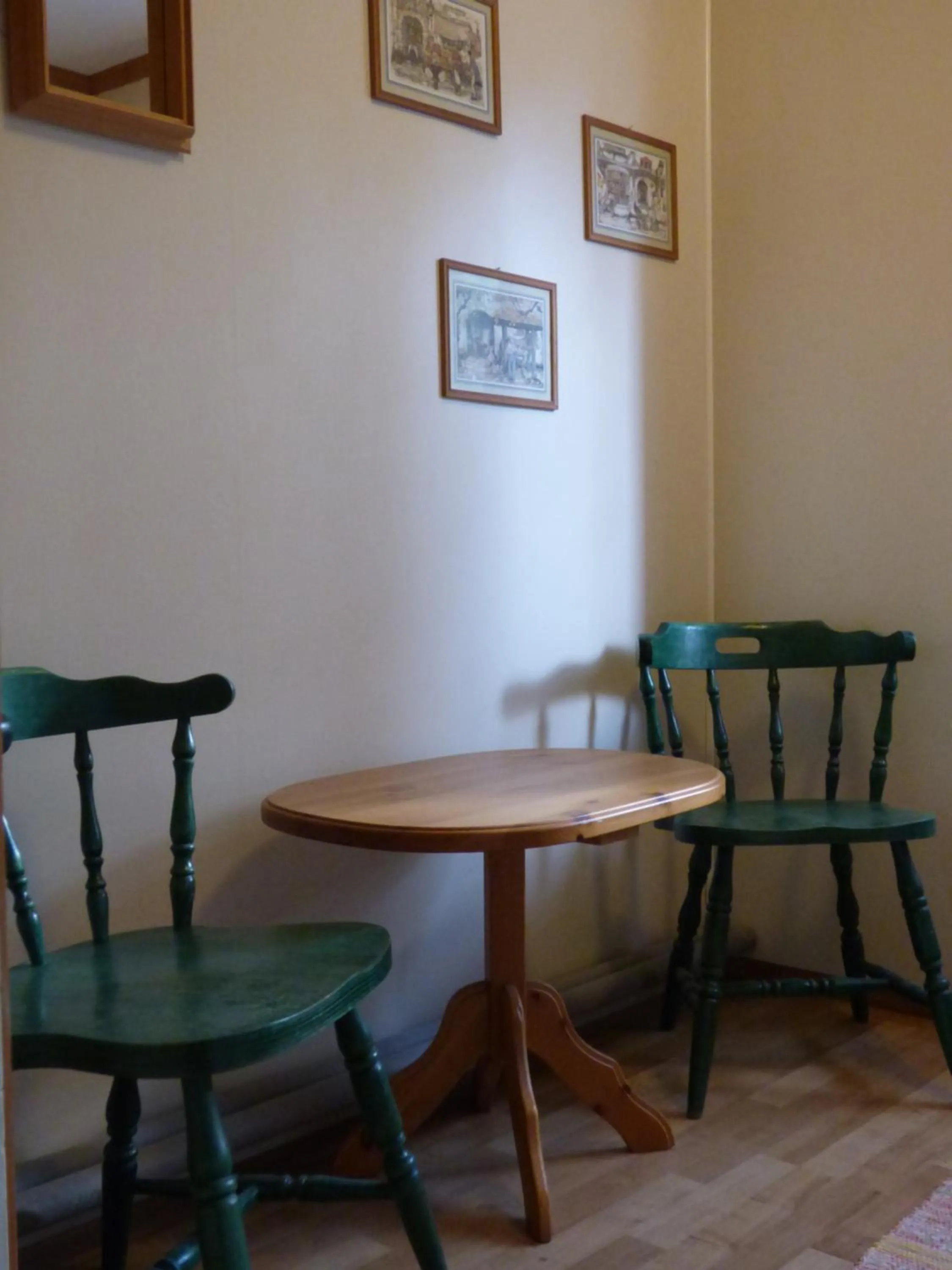 Photo of the whole room in Nya Skogsgården Hostel