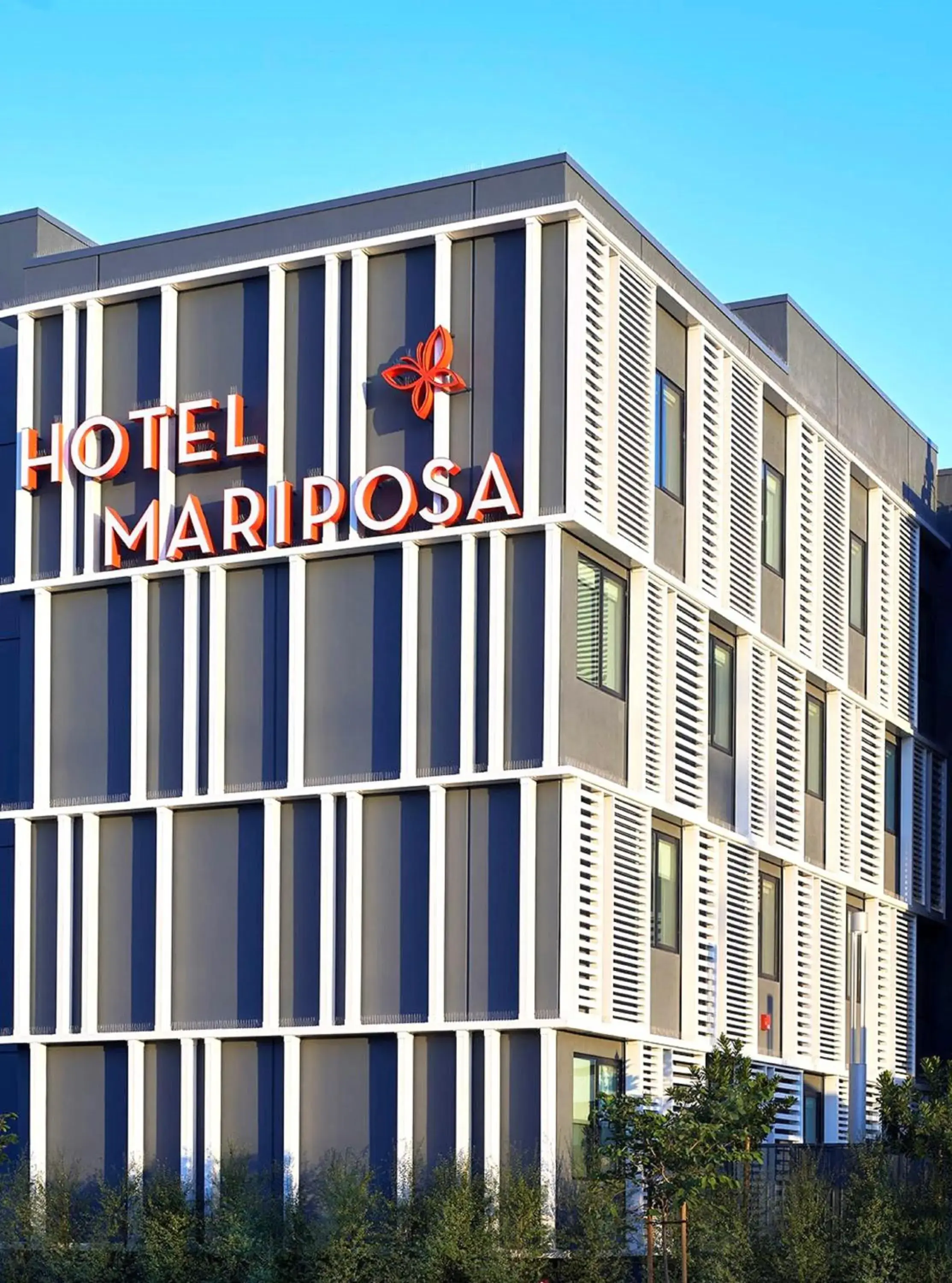 Property building in Hotel Mariposa Property building in Hotel Mariposa