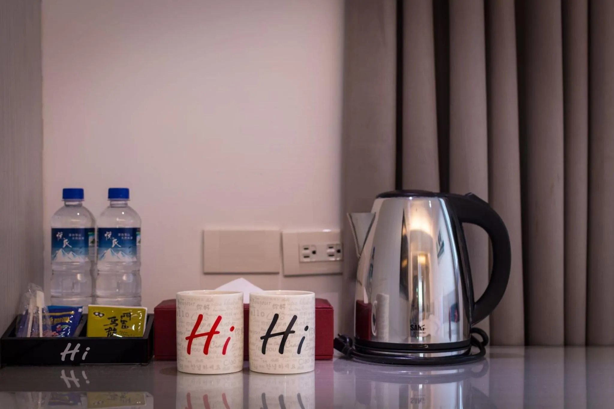 Coffee/tea facilities in HOTEL HI - Xinmin