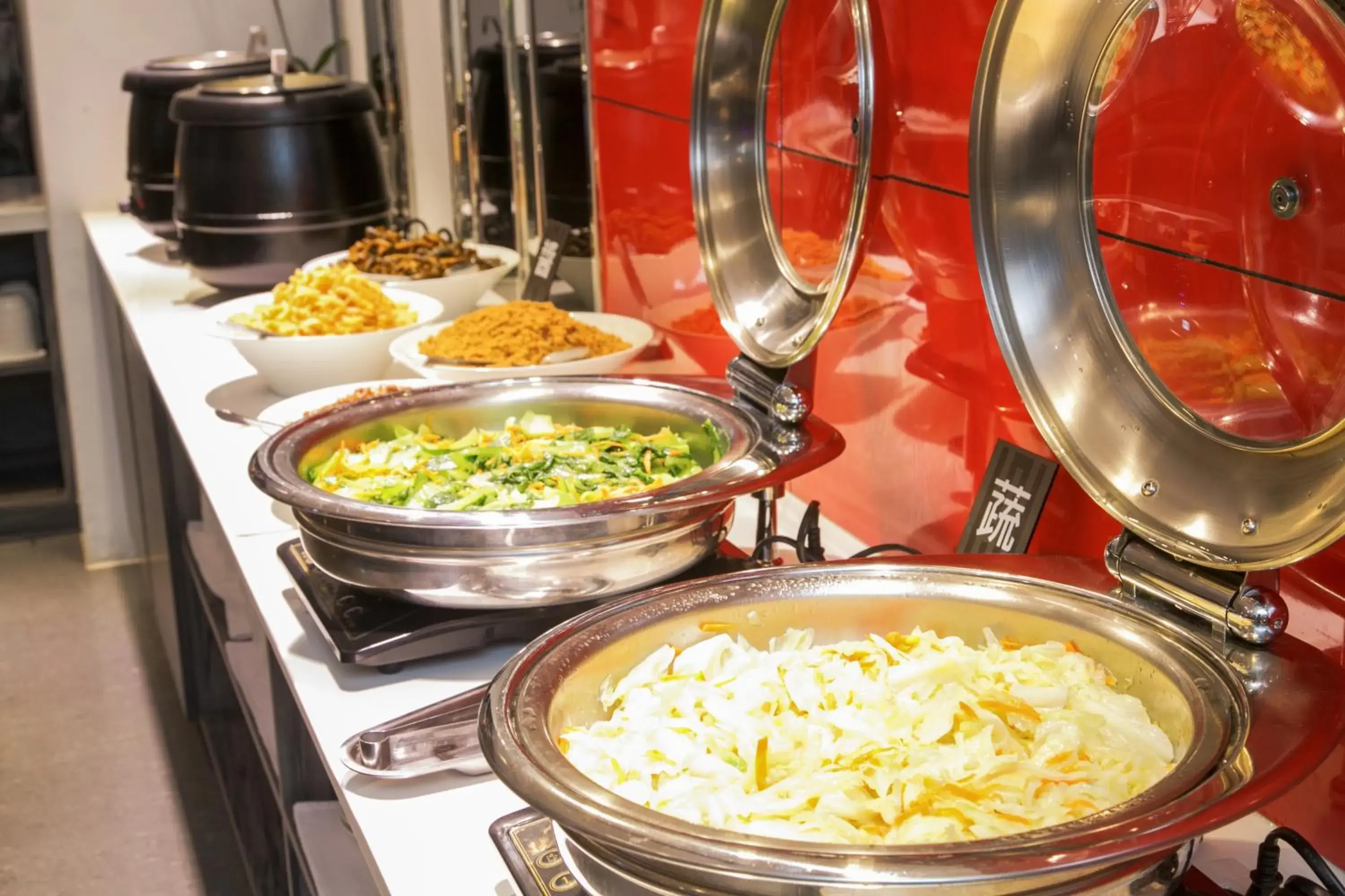 Buffet breakfast in HOTEL HI - Xinmin Buffet breakfast in HOTEL HI - Xinmin