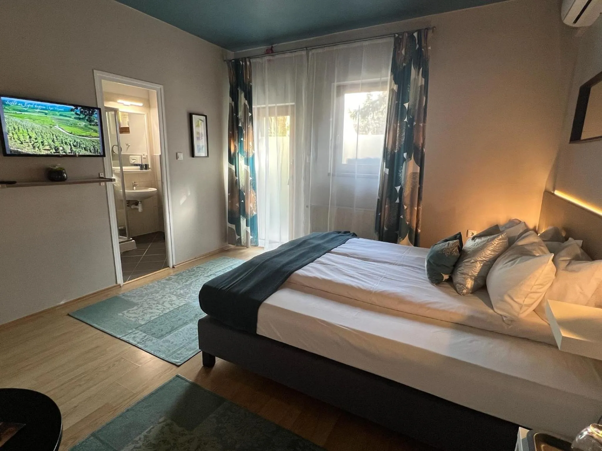 Photo of the whole room, Bed in Margaréta Garden & SPA