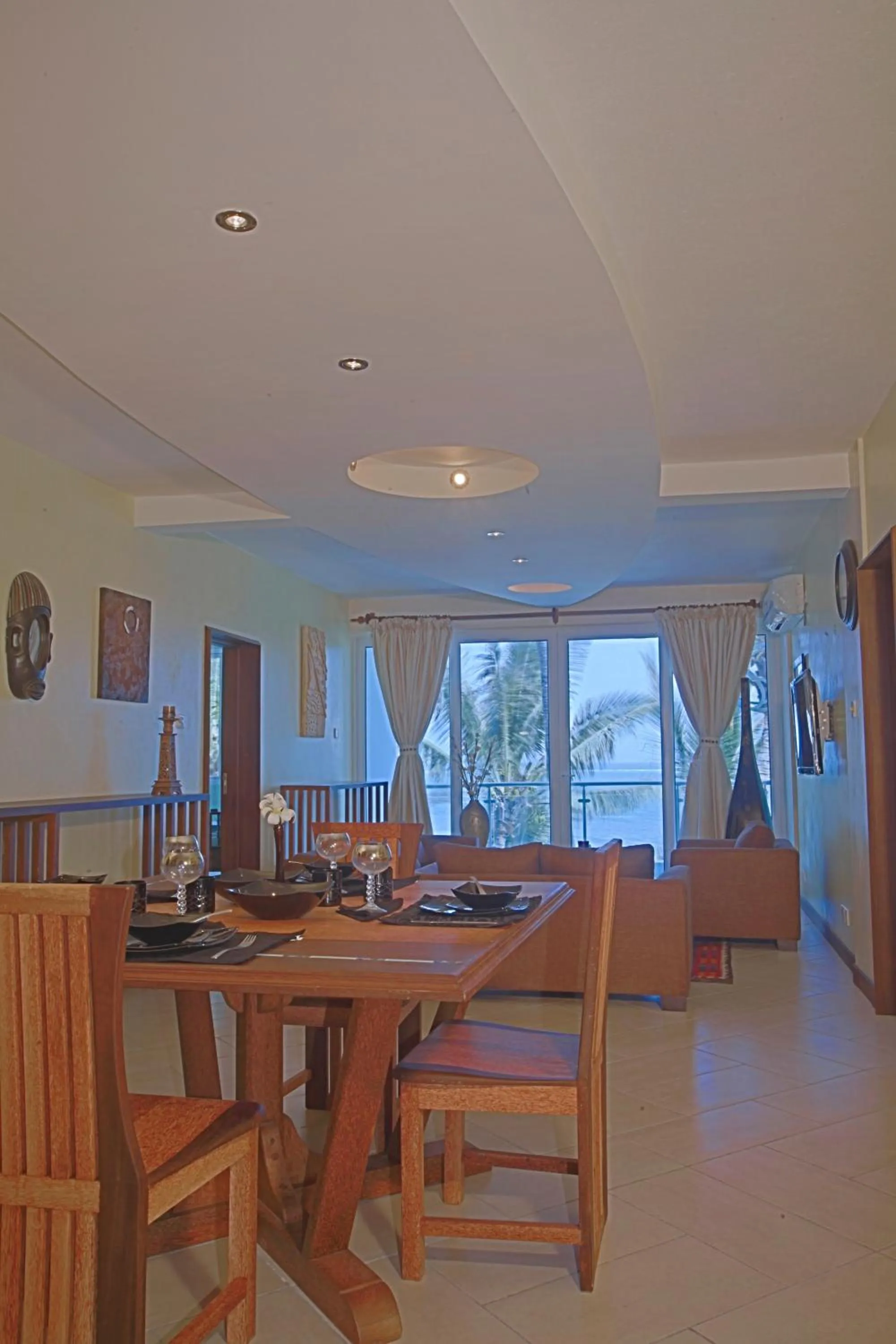 Dining area in Cowrie Shell Beach Apartments Official