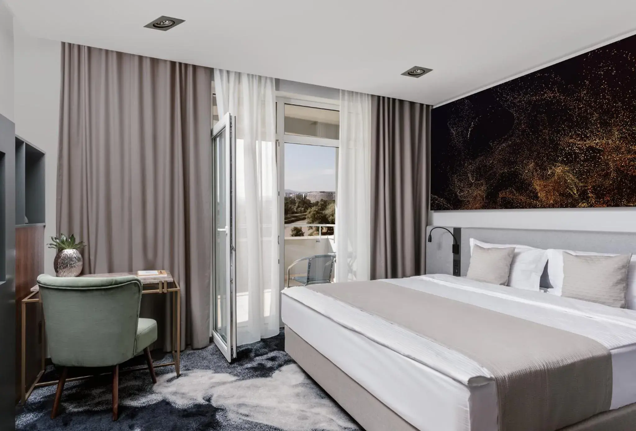 Double Room with Balcony - single occupancy in Hotel River Park Double Room with Balcony - single occupancy in Hotel River Park