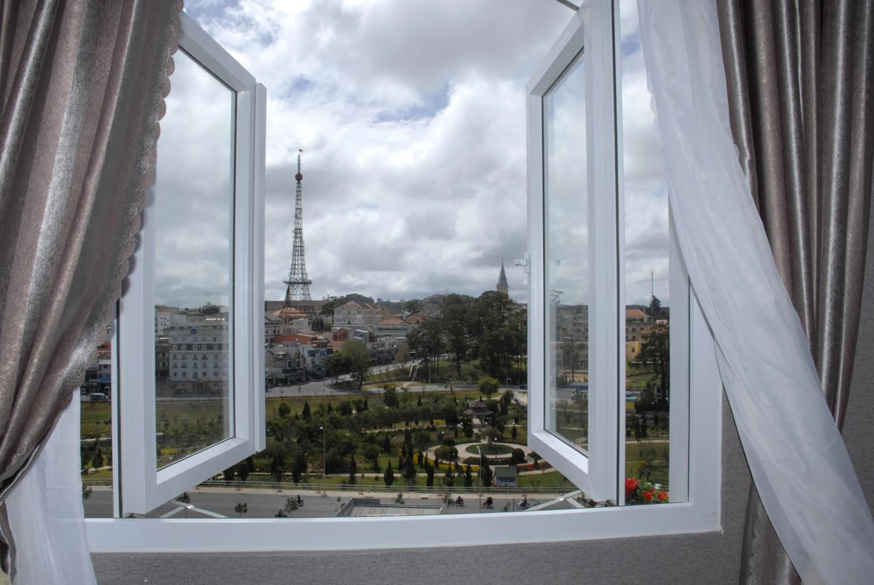 Garden view in Mountain Town Hotel