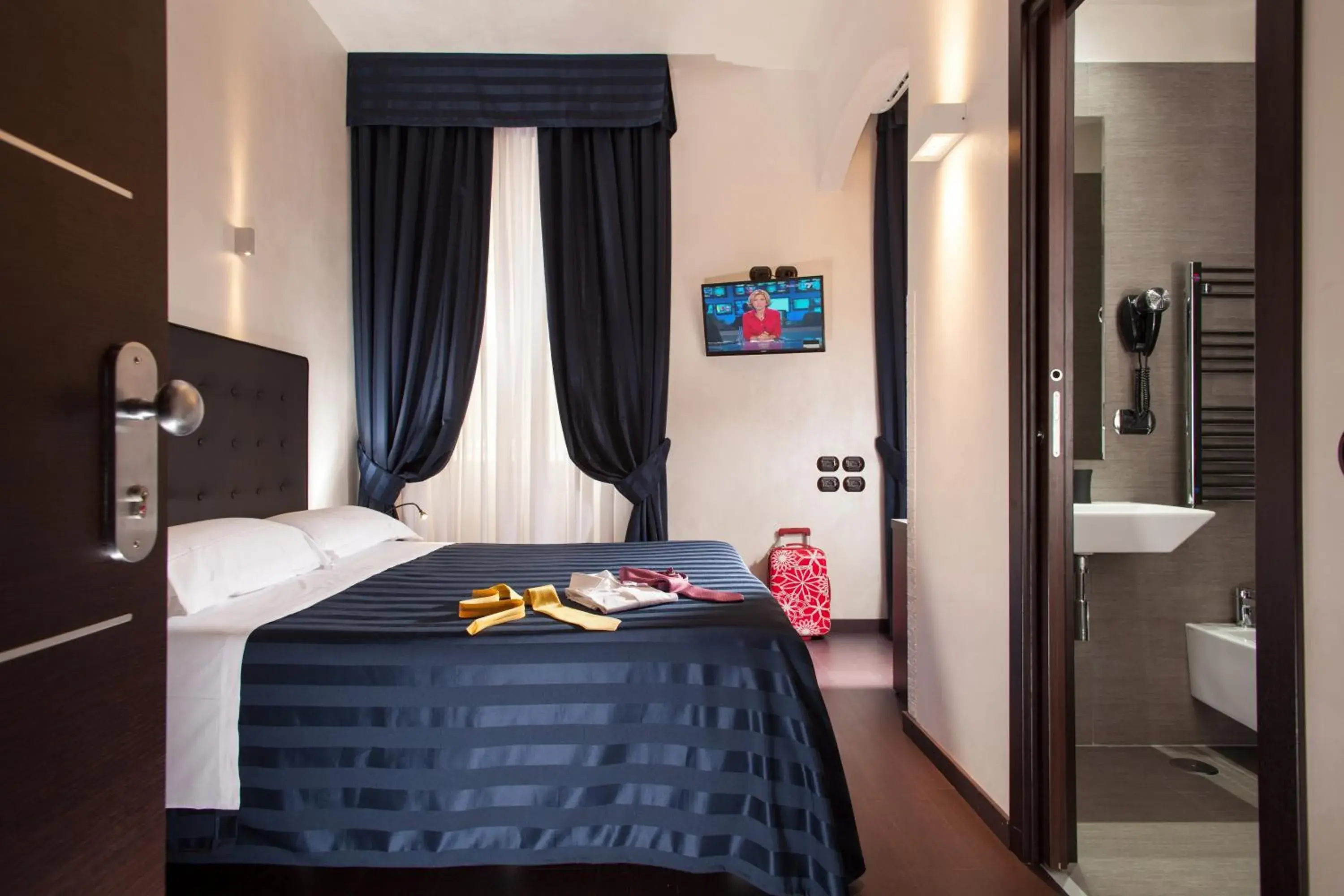 Bedroom, Bed in Residenza Dorò- 24x7 Check-in Bedroom, Bed in Residenza Dorò- 24x7 Check-in