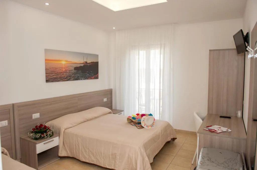 Photo of the whole room, Bed in Albergo San Giorgio