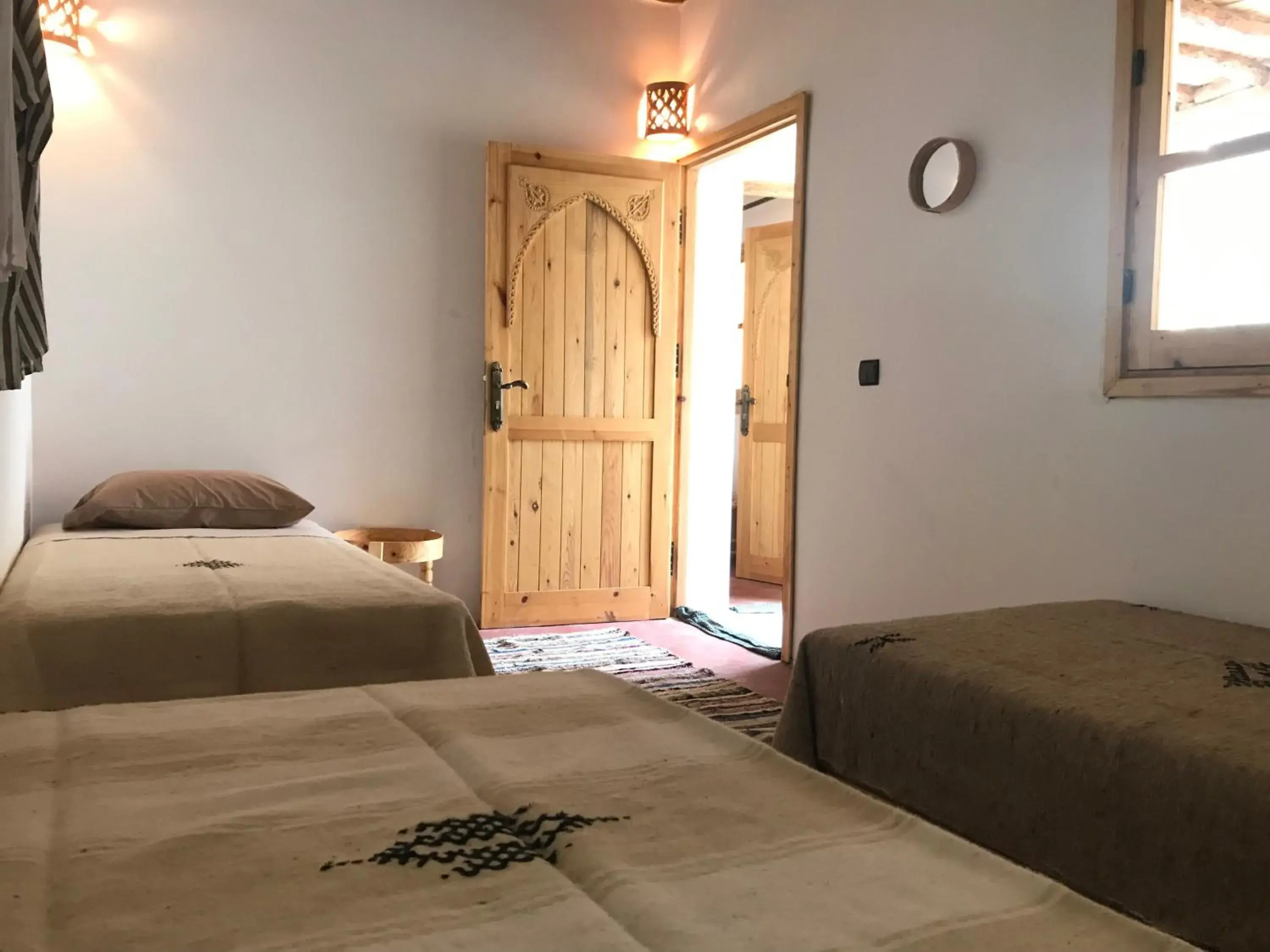 Triple Room with Terrace - single occupancy in Amlougui House Triple Room with Terrace - single occupancy in Amlougui House