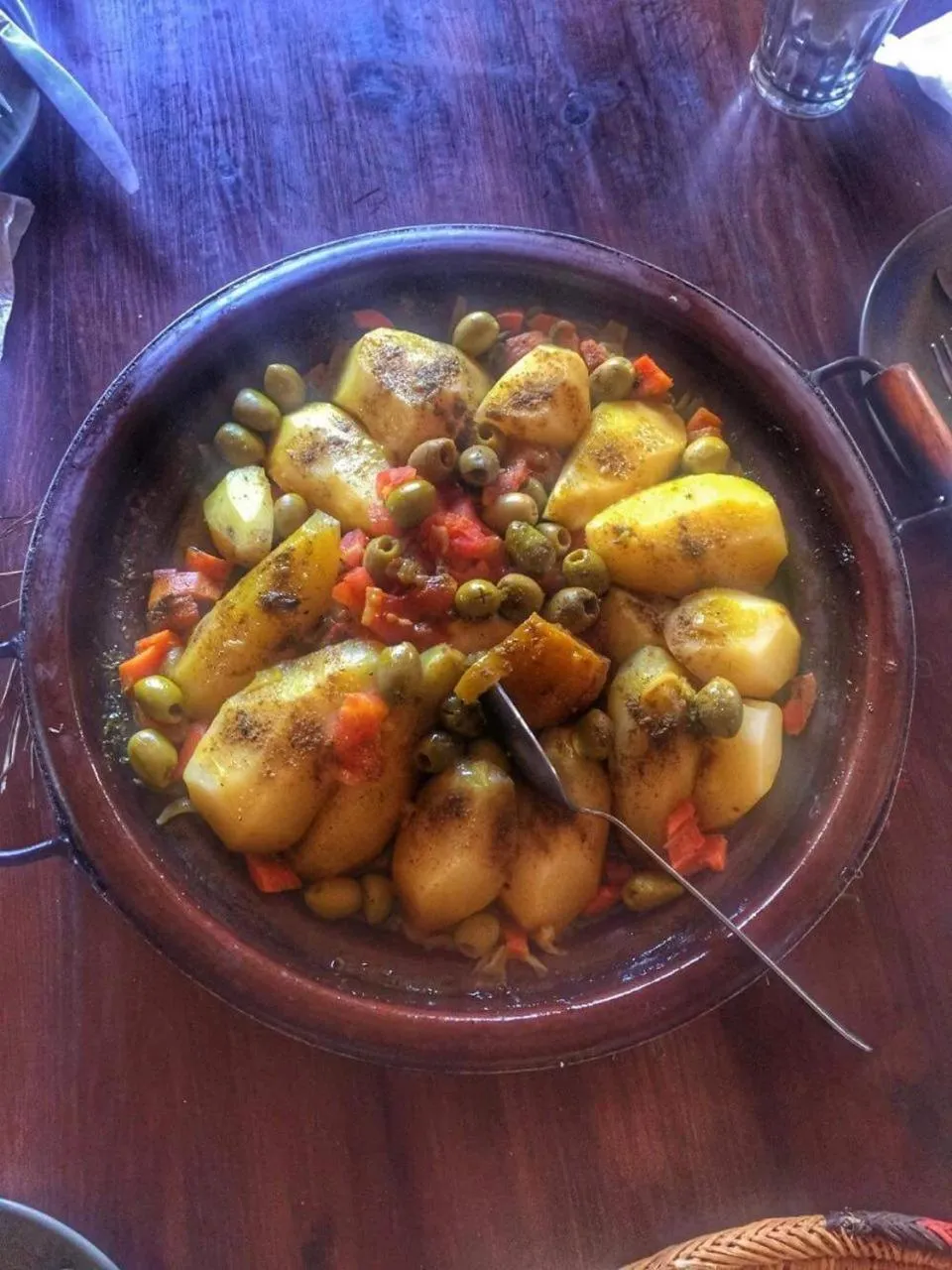 Restaurant/places to eat in Amlougui House