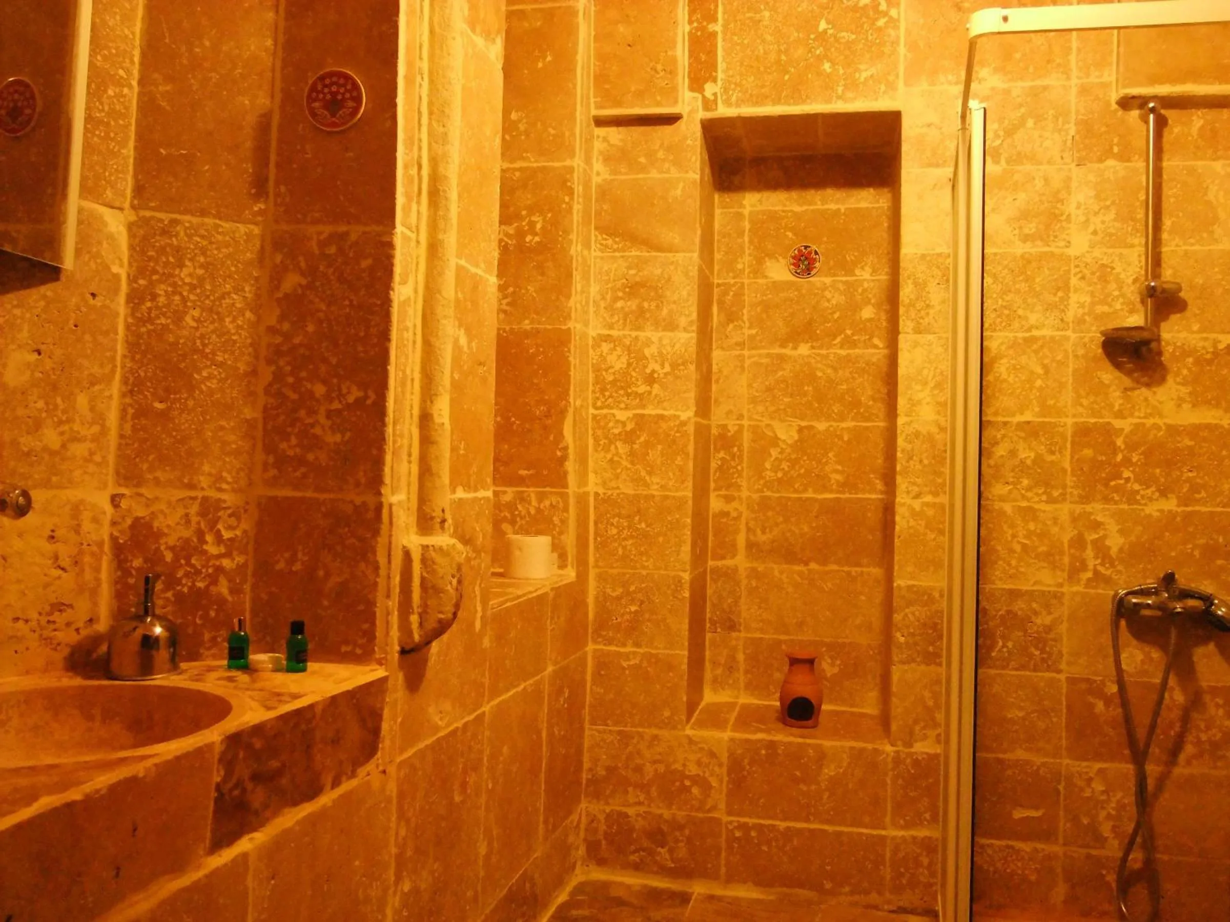 Photo of the whole room in Kapadokya Ihlara Konakları Otel Akinci Konagi