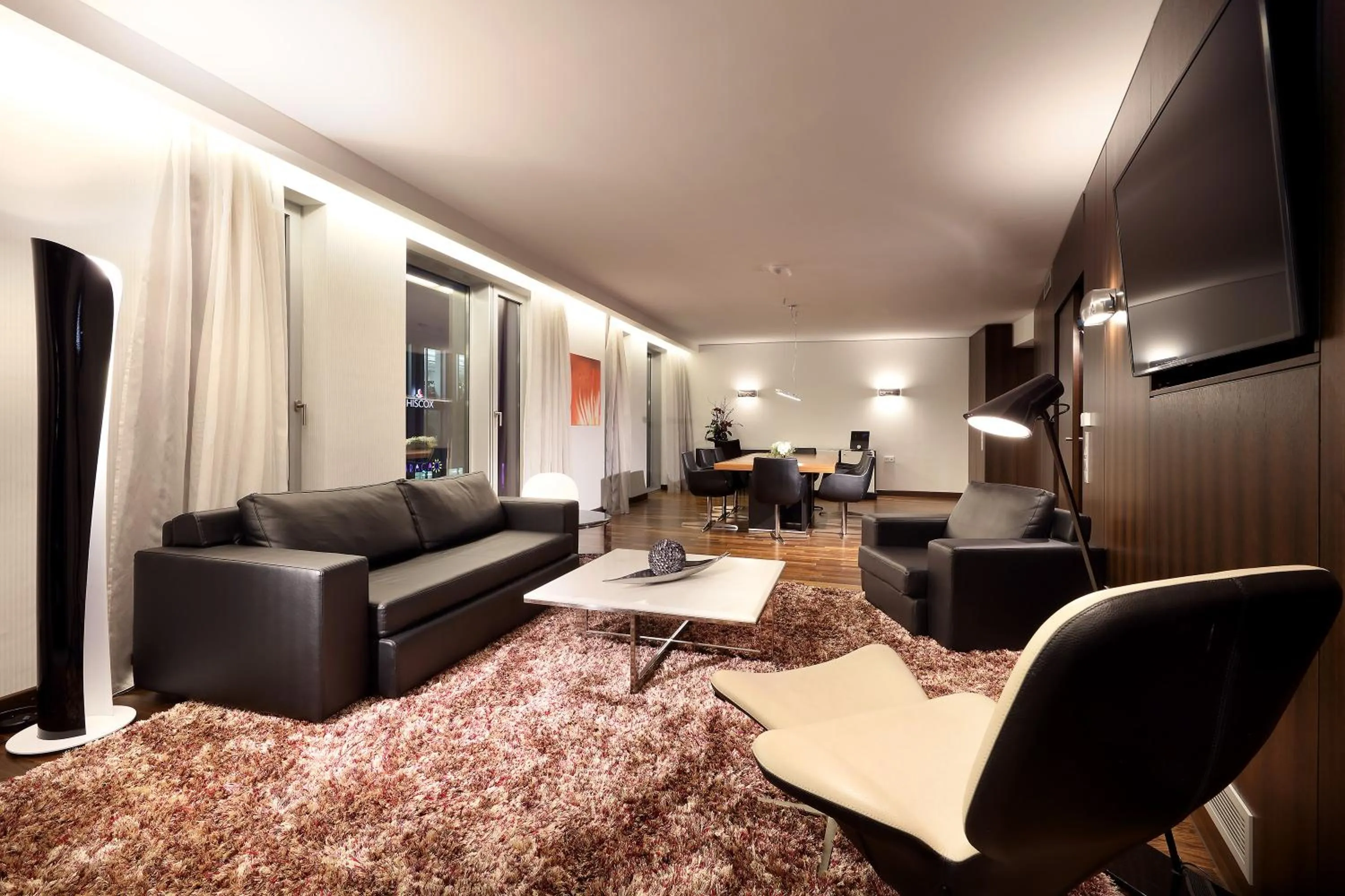 TV and multimedia in Eurostars Grand Central