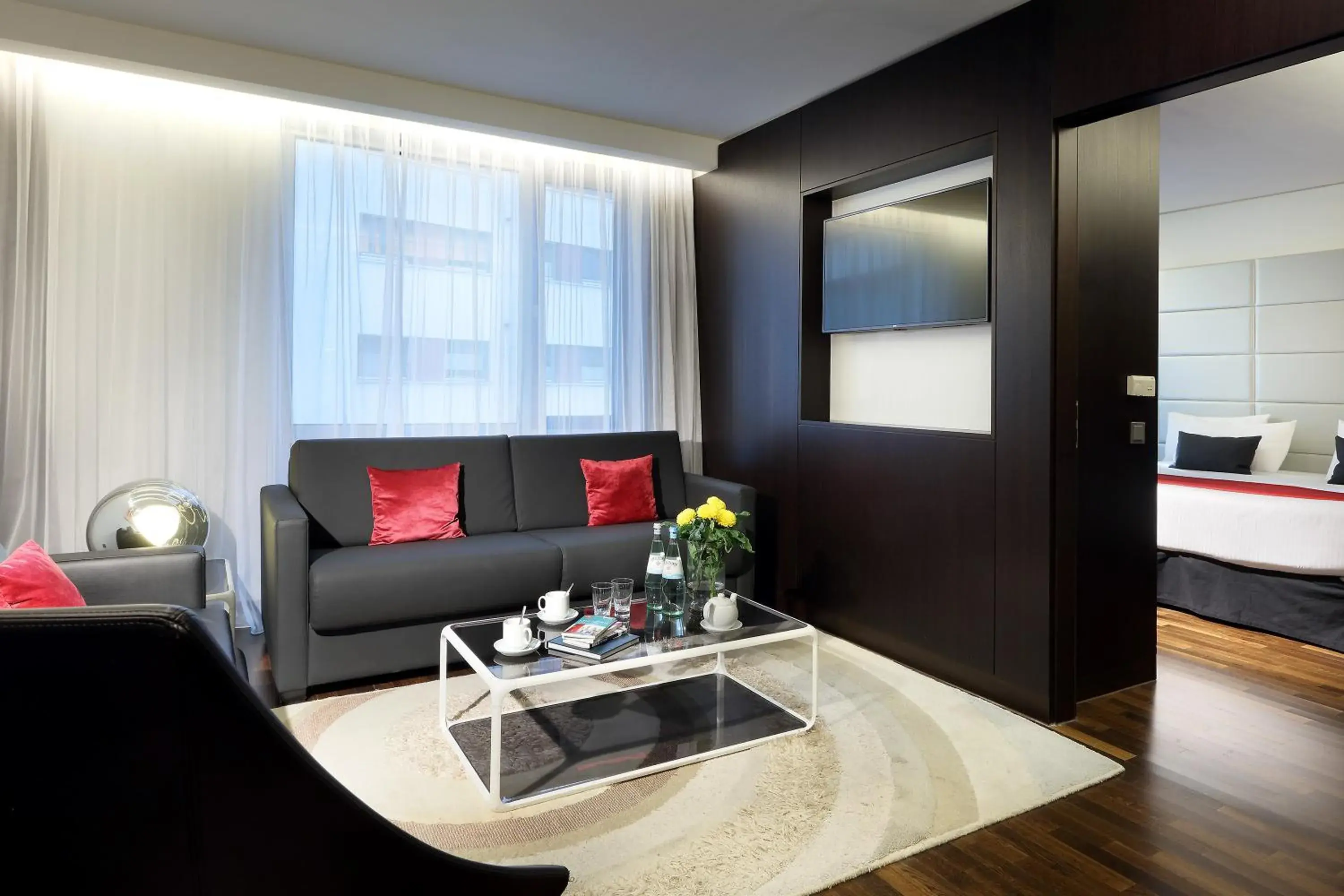 Living room, Bed in Eurostars Grand Central Living room, Bed in Eurostars Grand Central