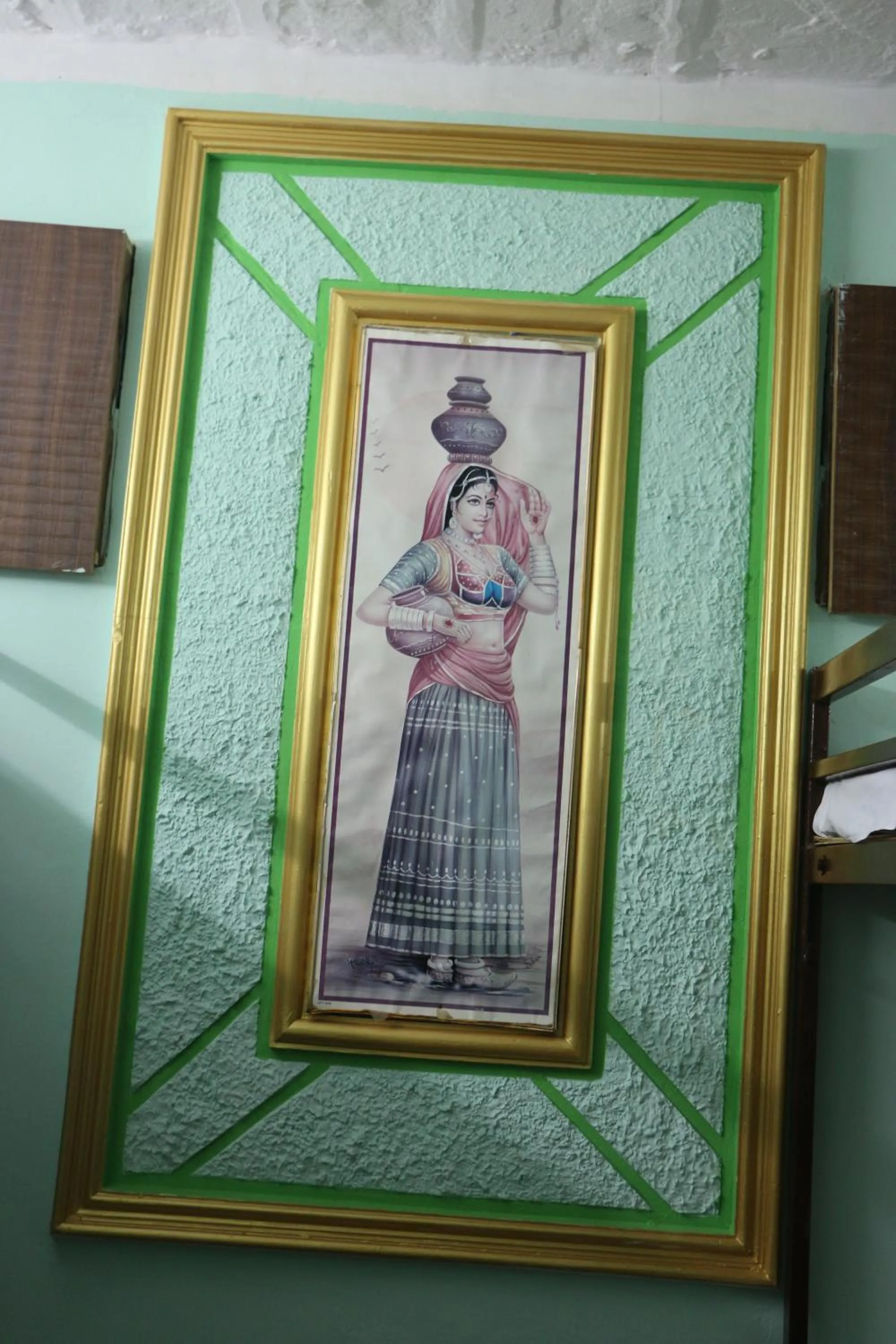 Ratan Hostel