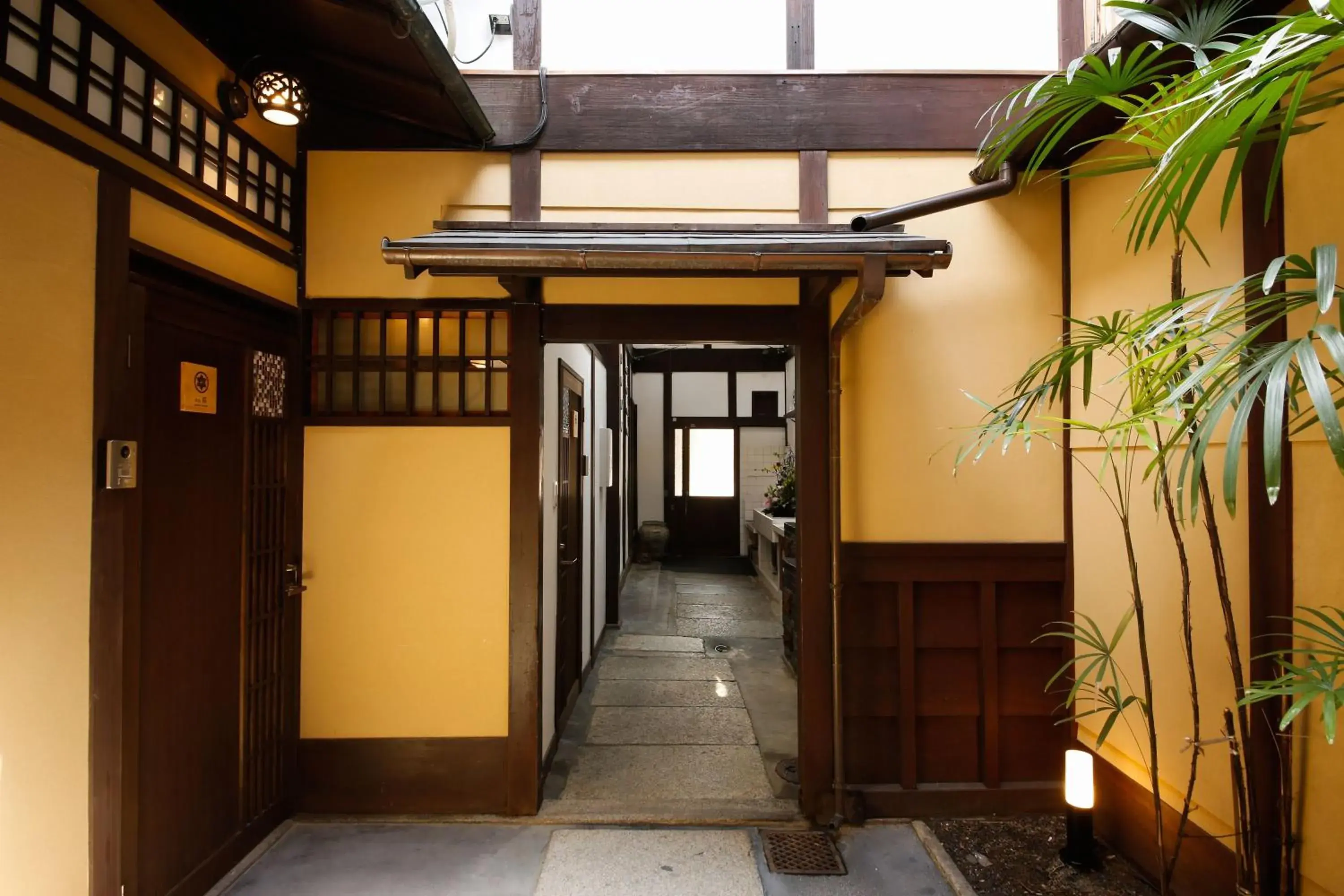 Lobby or reception in Kyomachiya Bettei Hanatei Lobby or reception in Kyomachiya Bettei Hanatei