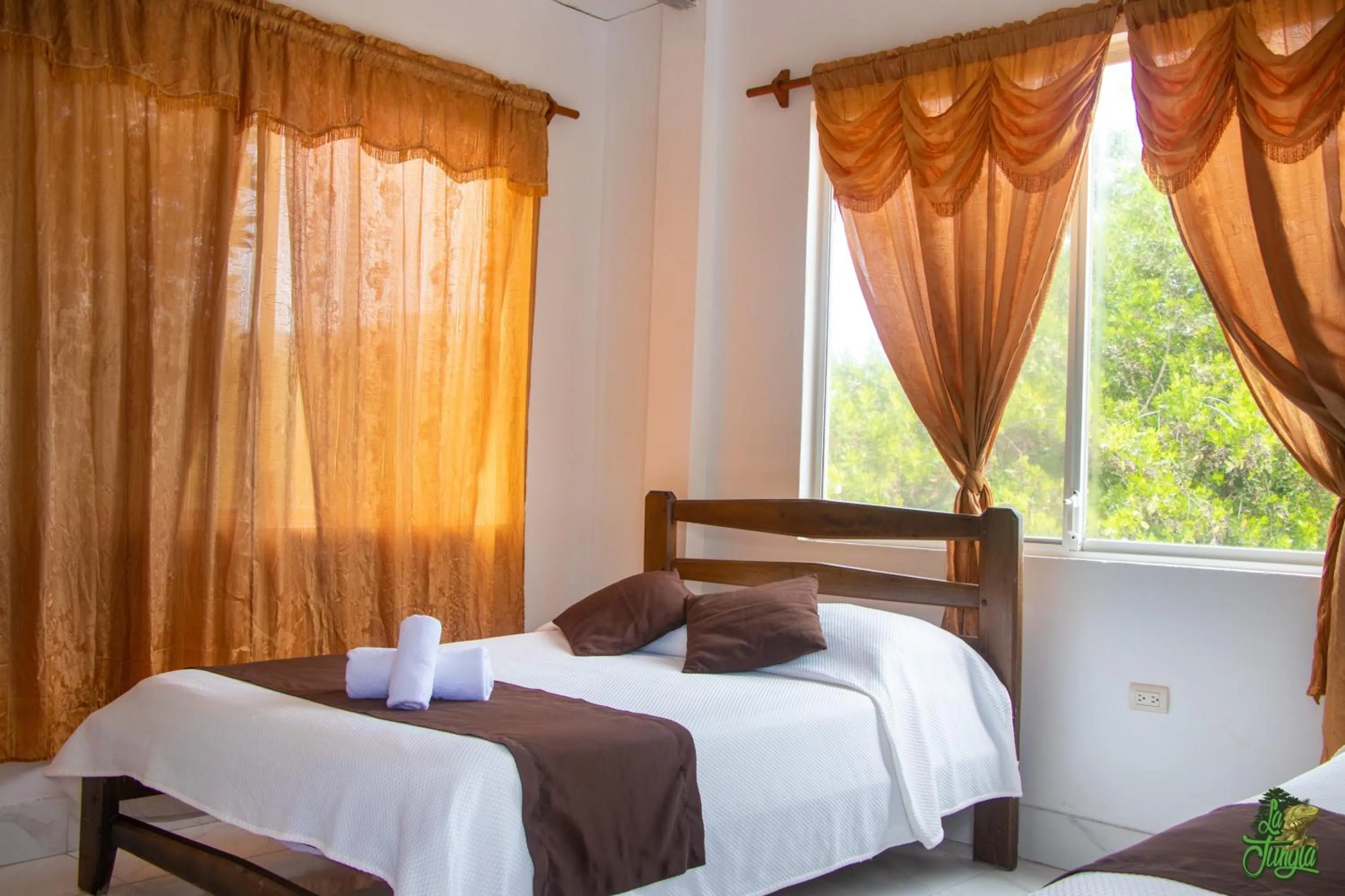 Bed in Hotel La Jungla