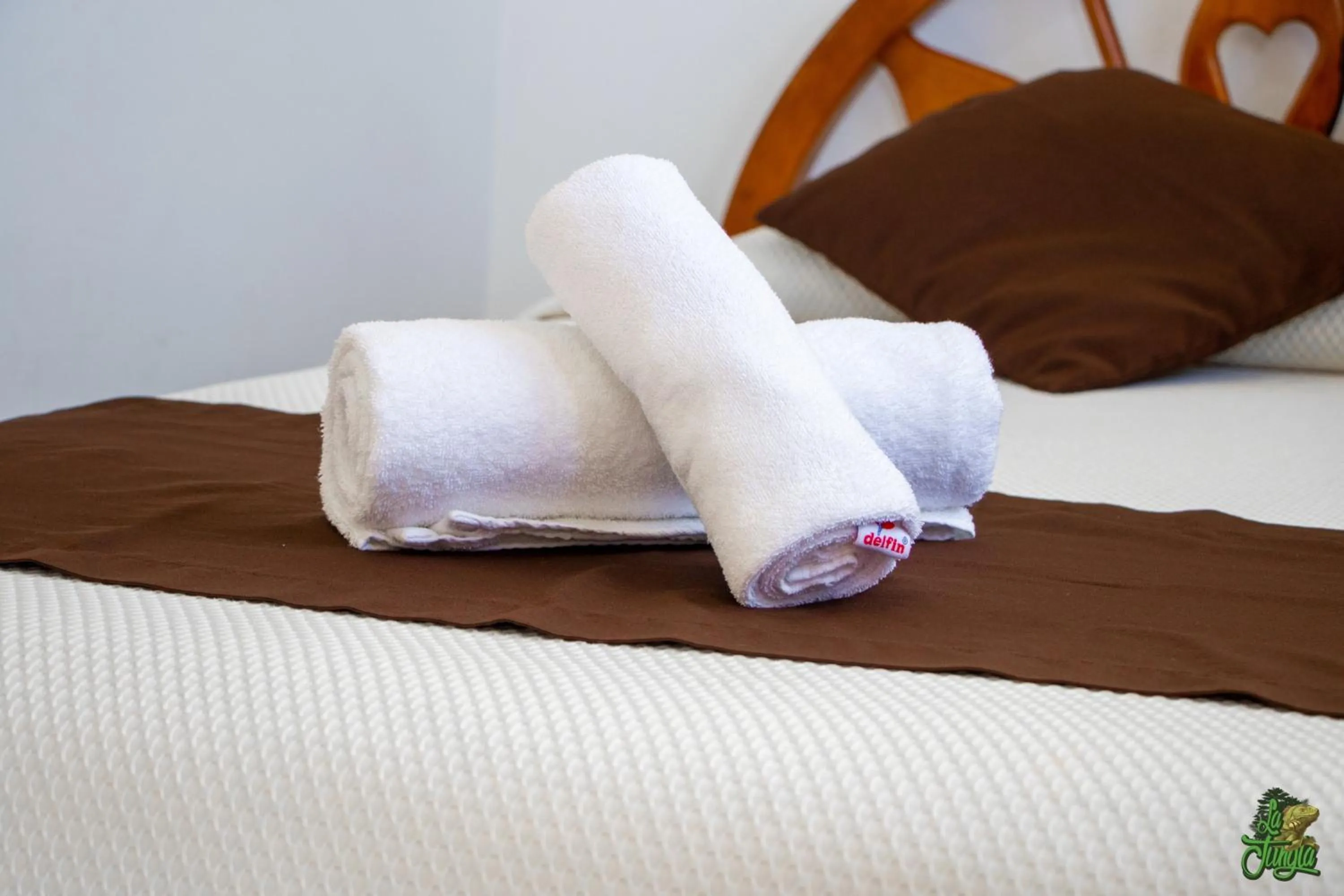 towels, Bed in Hotel La Jungla