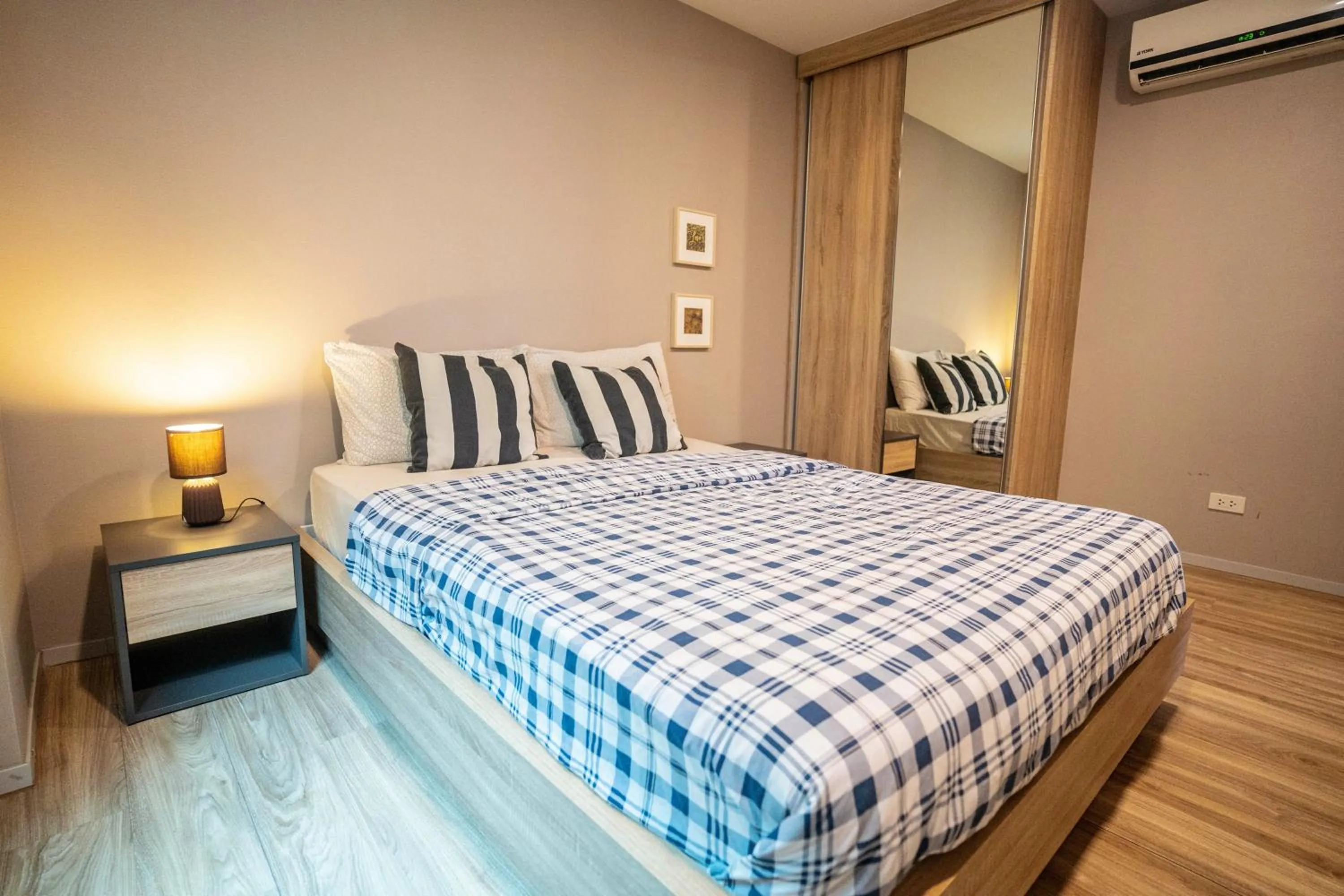 Bedroom, Bed in Blossom Sathon Condo