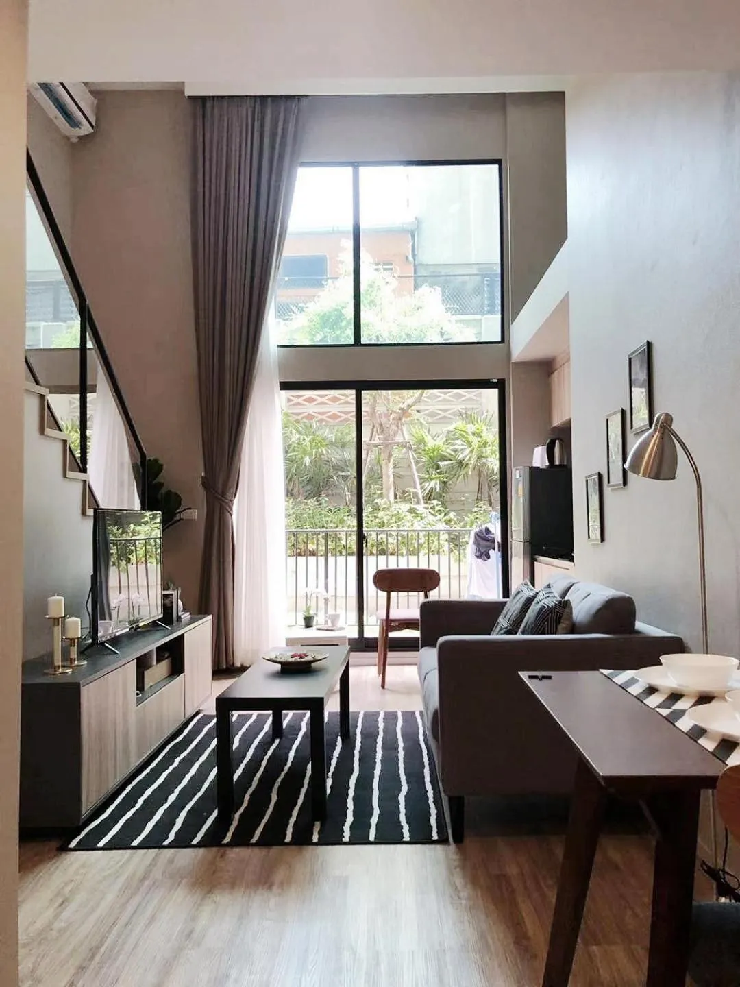 Living room, Bed in Blossom Sathon Condo