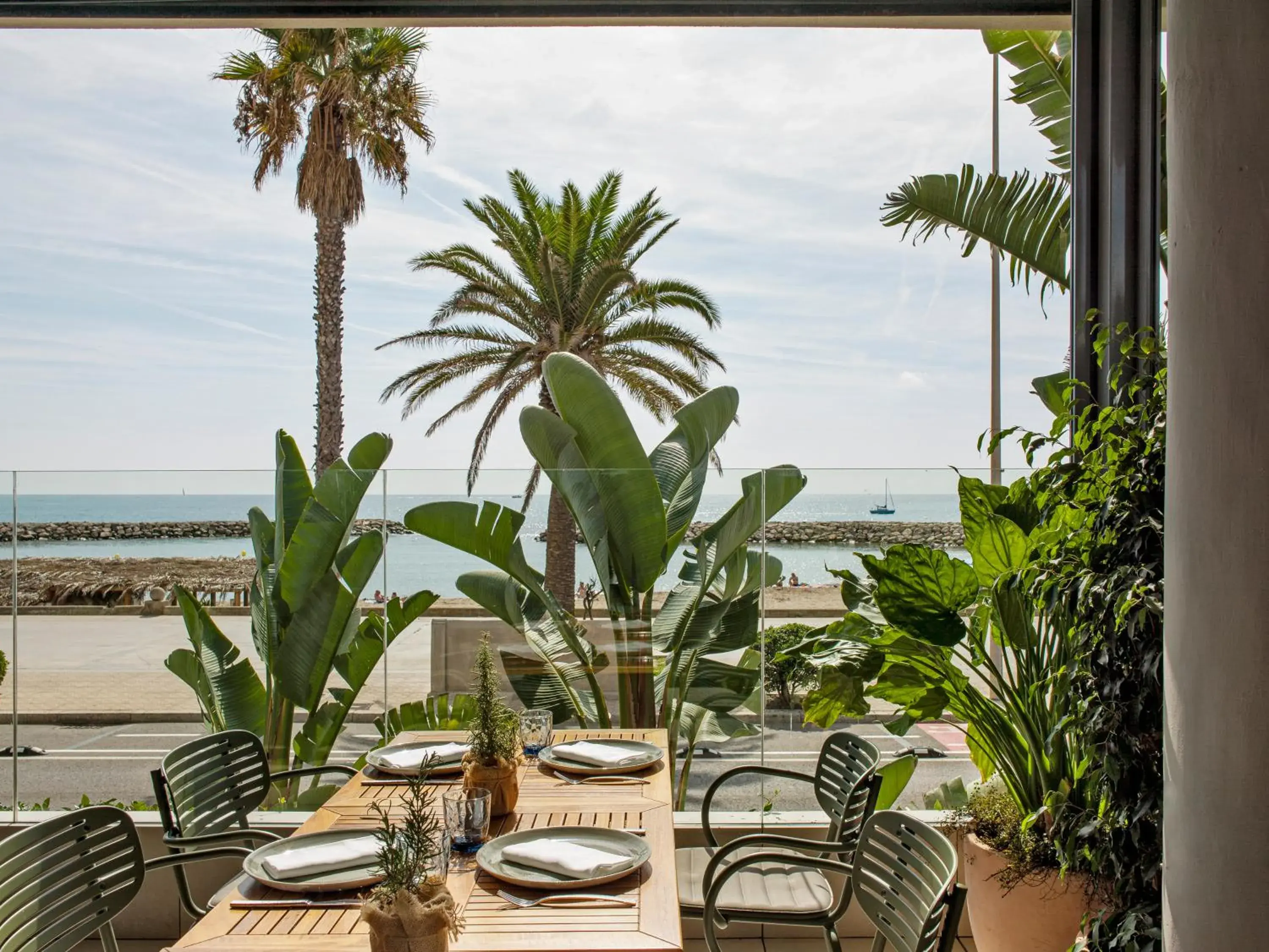 Restaurant/places to eat in ME Sitges Terramar Restaurant/places to eat in ME Sitges Terramar
