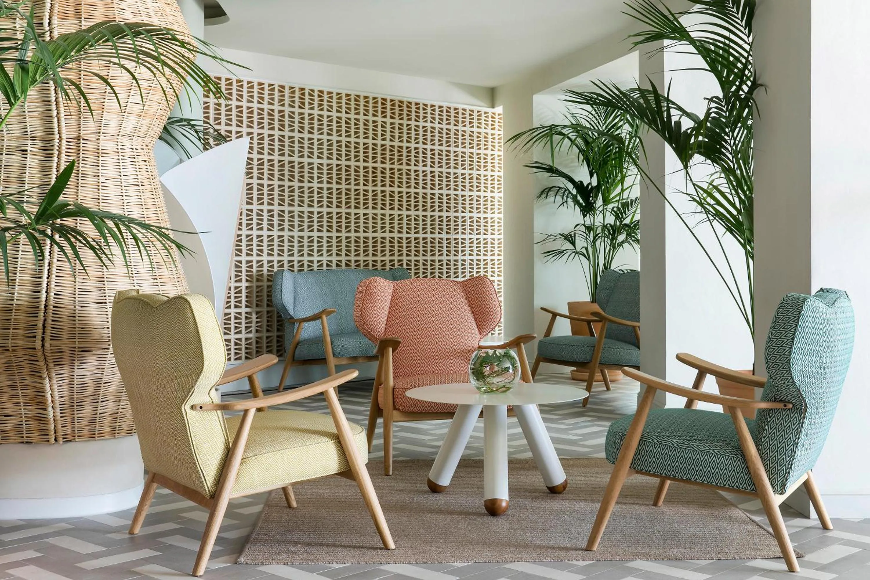 Lobby or reception in ME Sitges Terramar