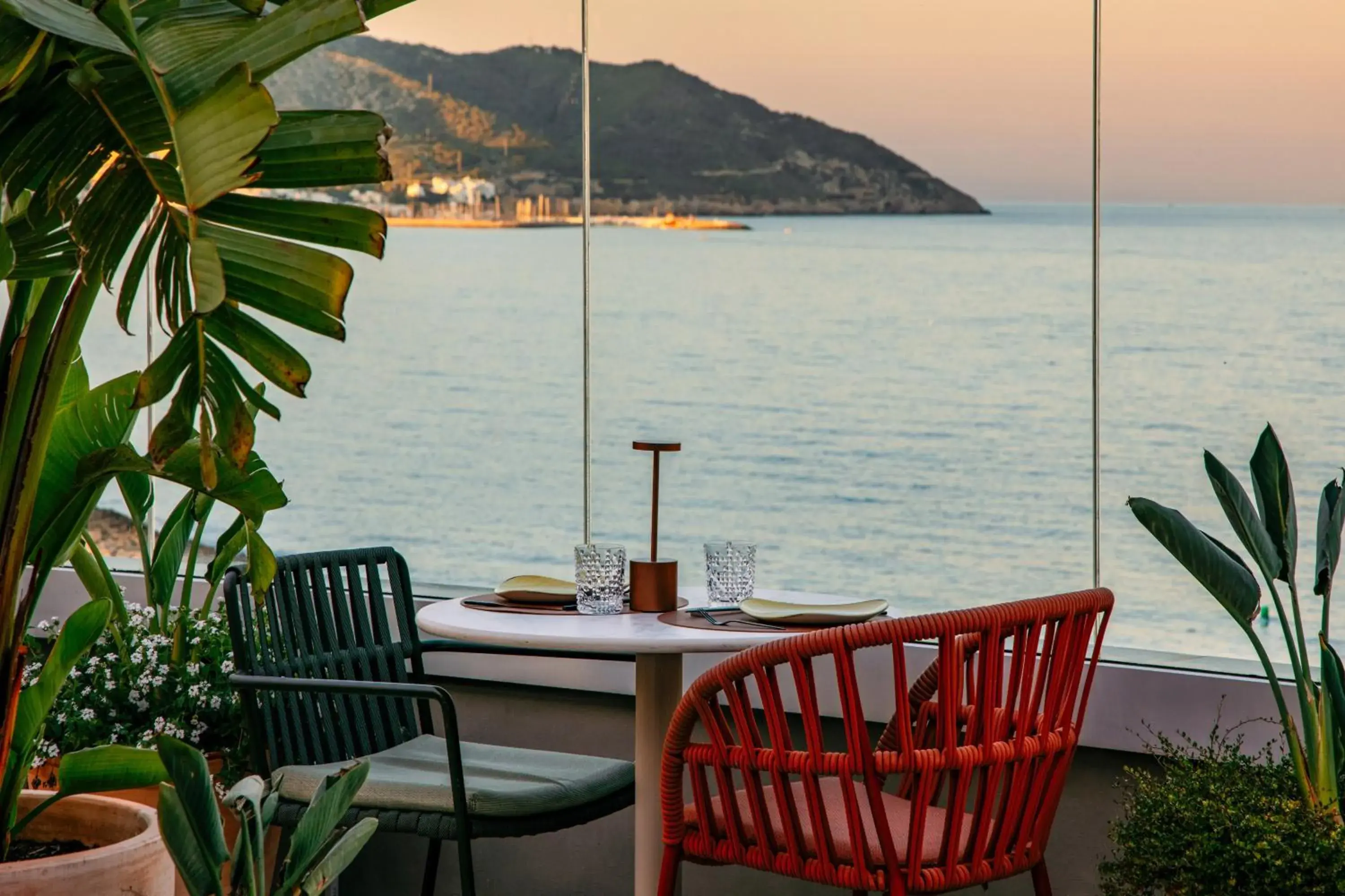 Restaurant/places to eat in ME Sitges Terramar Restaurant/places to eat in ME Sitges Terramar