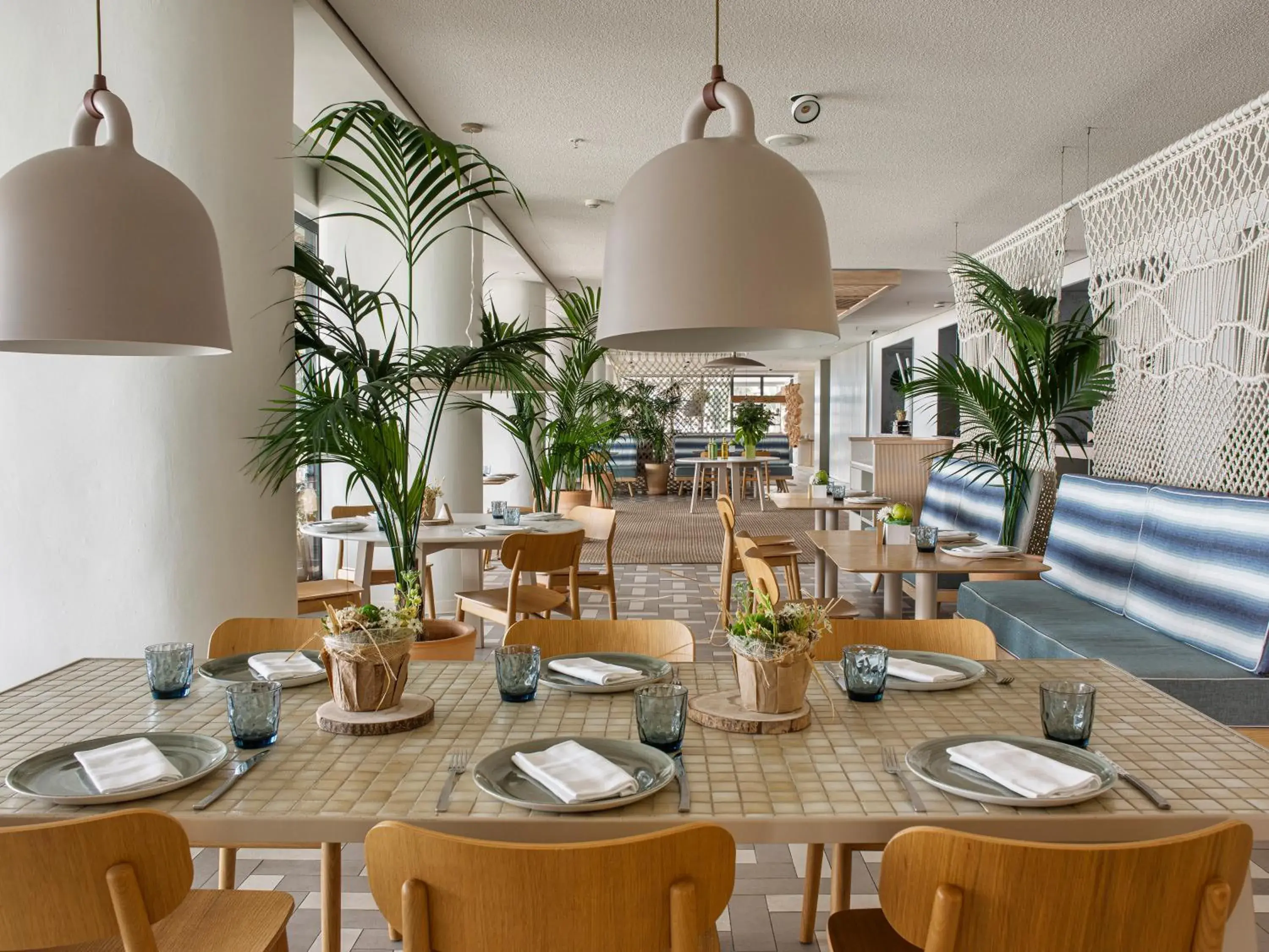 Restaurant/places to eat in ME Sitges Terramar Restaurant/places to eat in ME Sitges Terramar