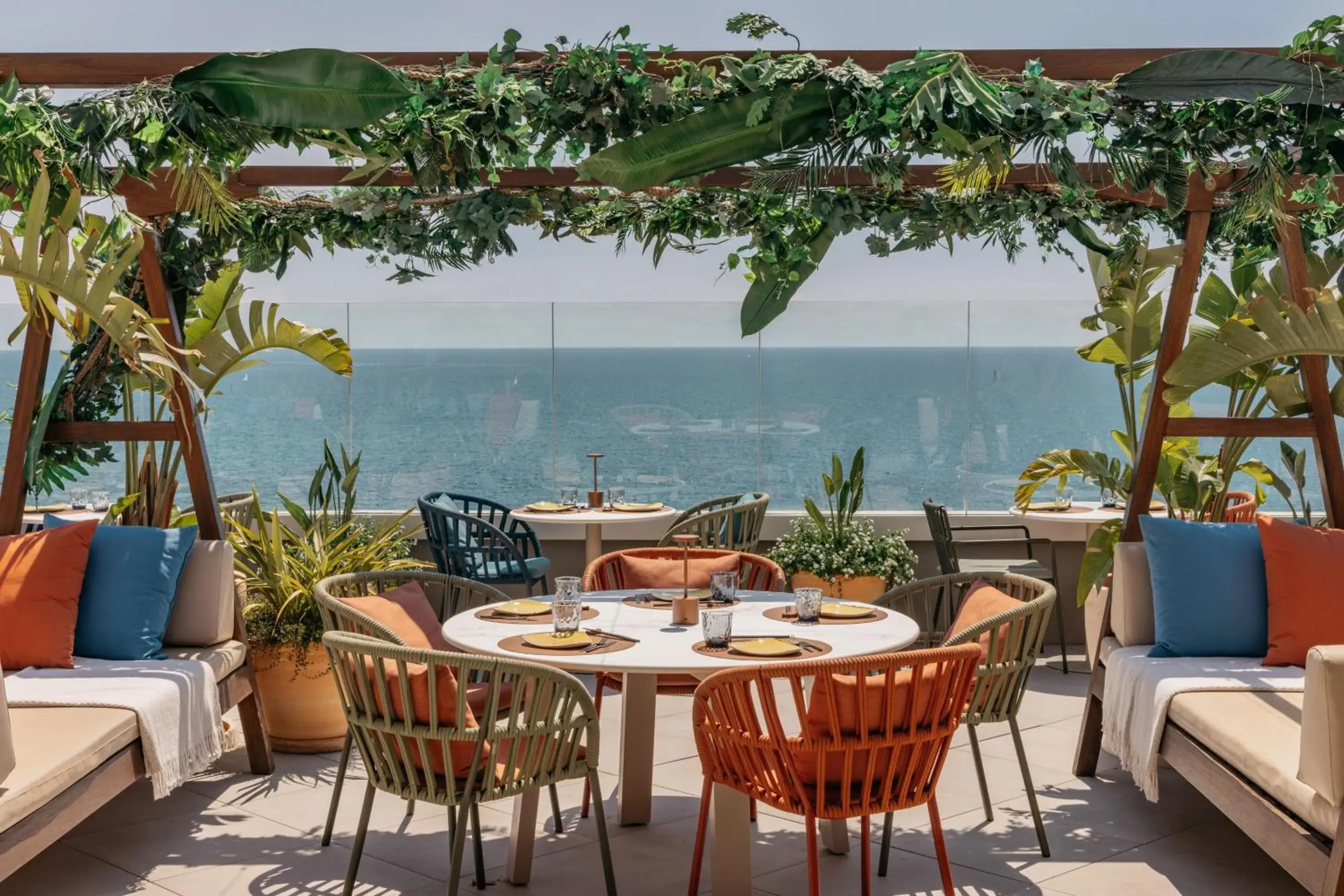 Restaurant/places to eat in ME Sitges Terramar Restaurant/places to eat in ME Sitges Terramar