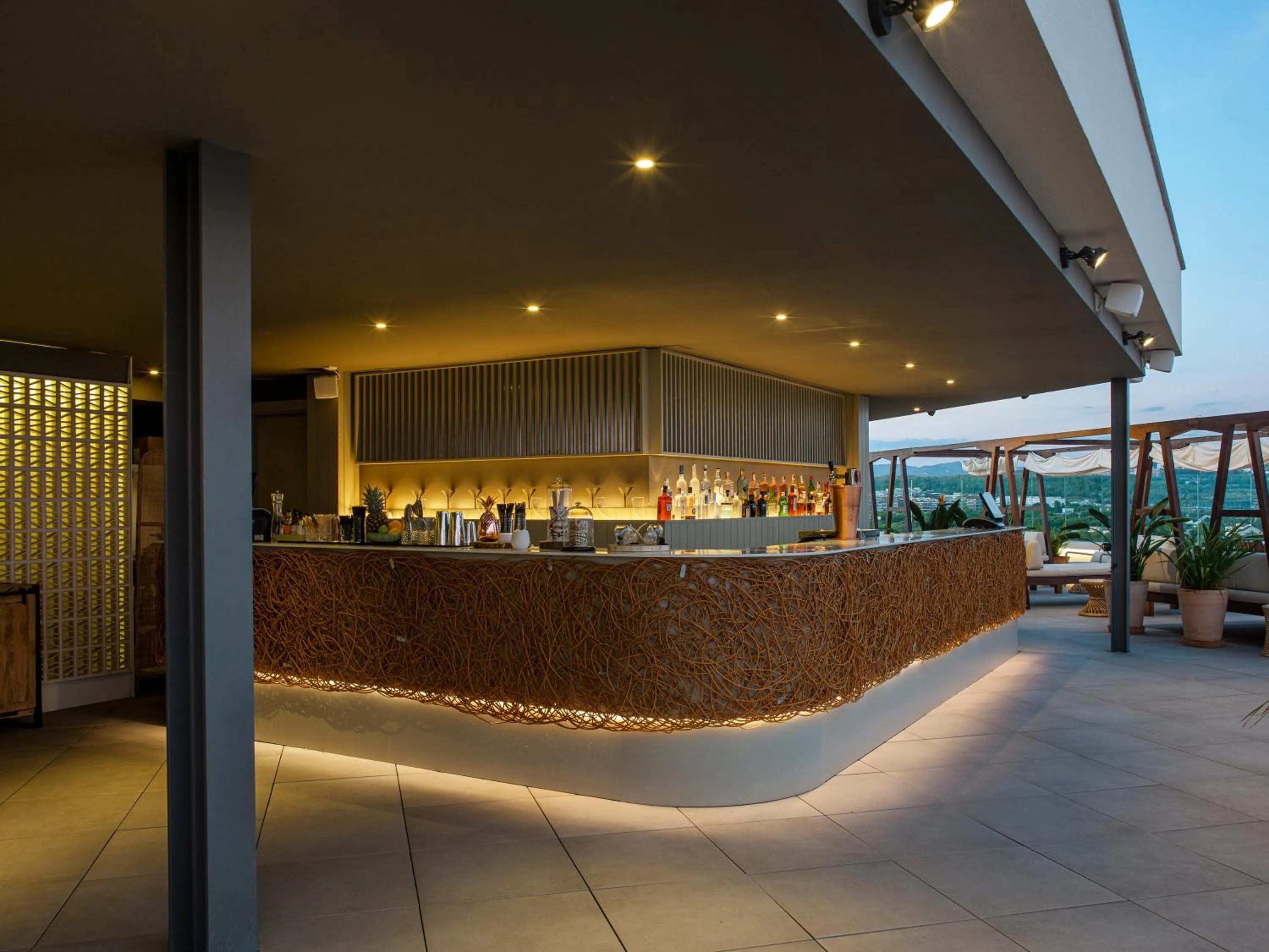 Lounge or bar in ME Sitges Terramar