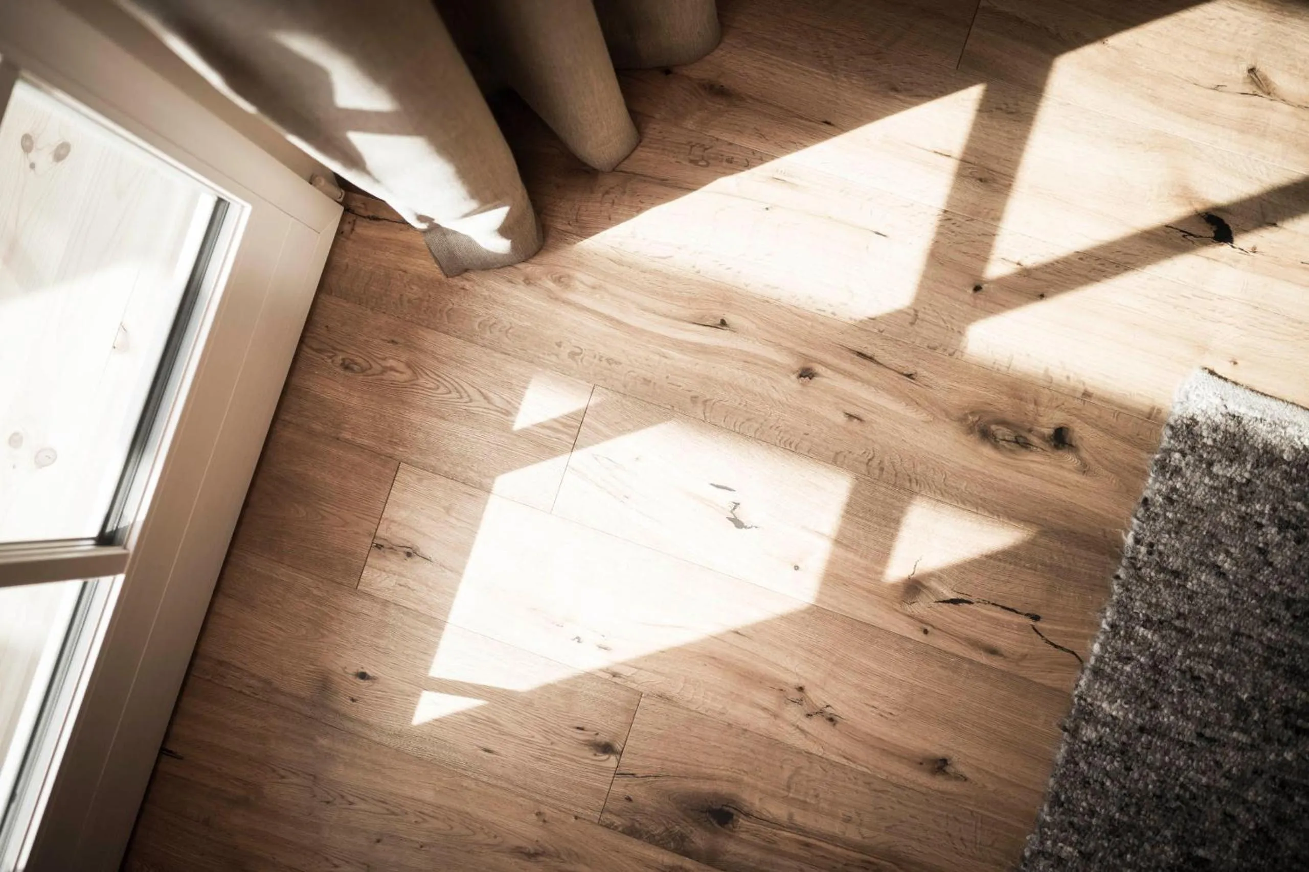 Presulis Hideaway Apartments & Restaurant