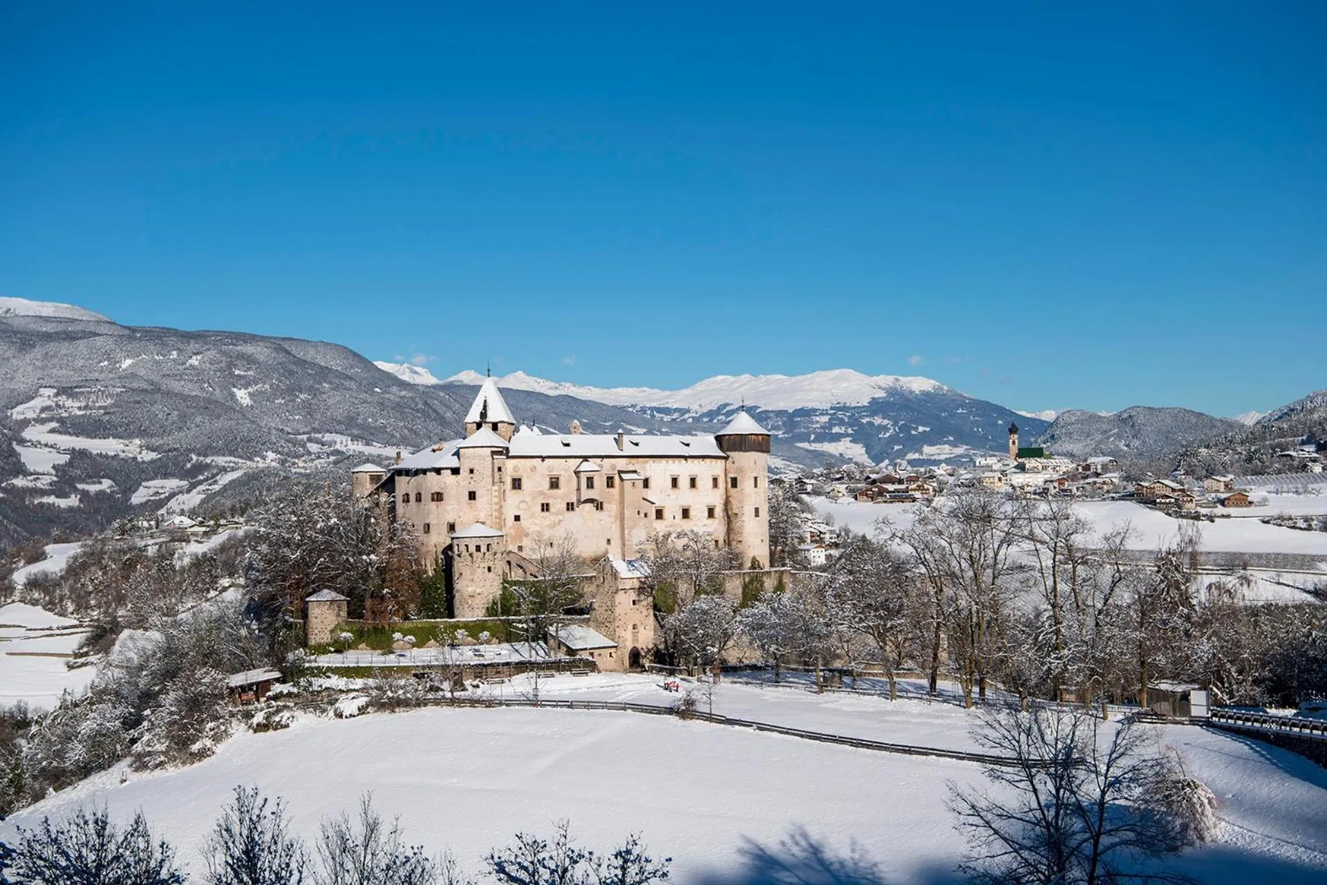 Nearby landmark in Presulis Hideaway Apartments & Restaurant