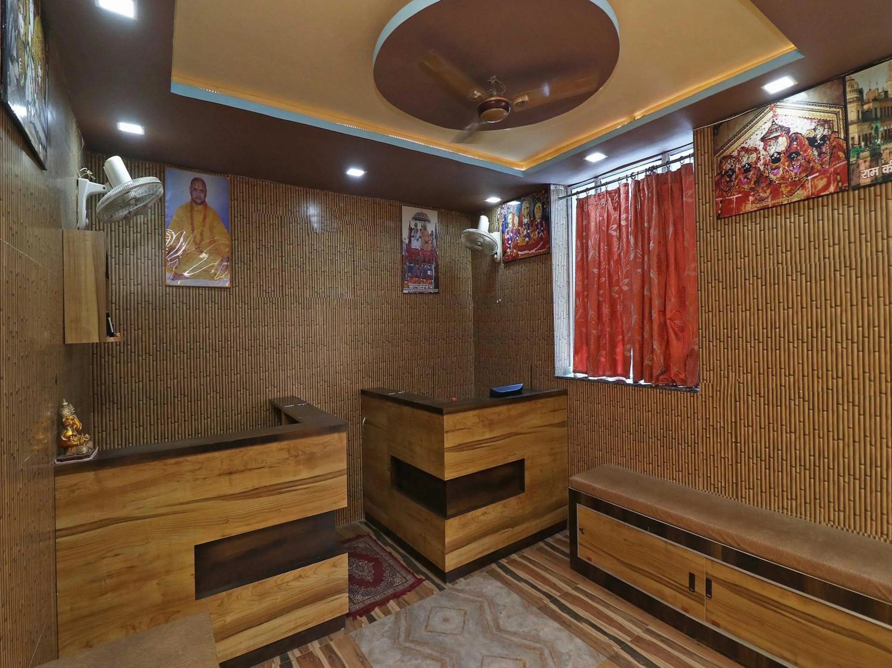 Lobby or reception in SPOT ON 38000 Vaidehi Bhawan