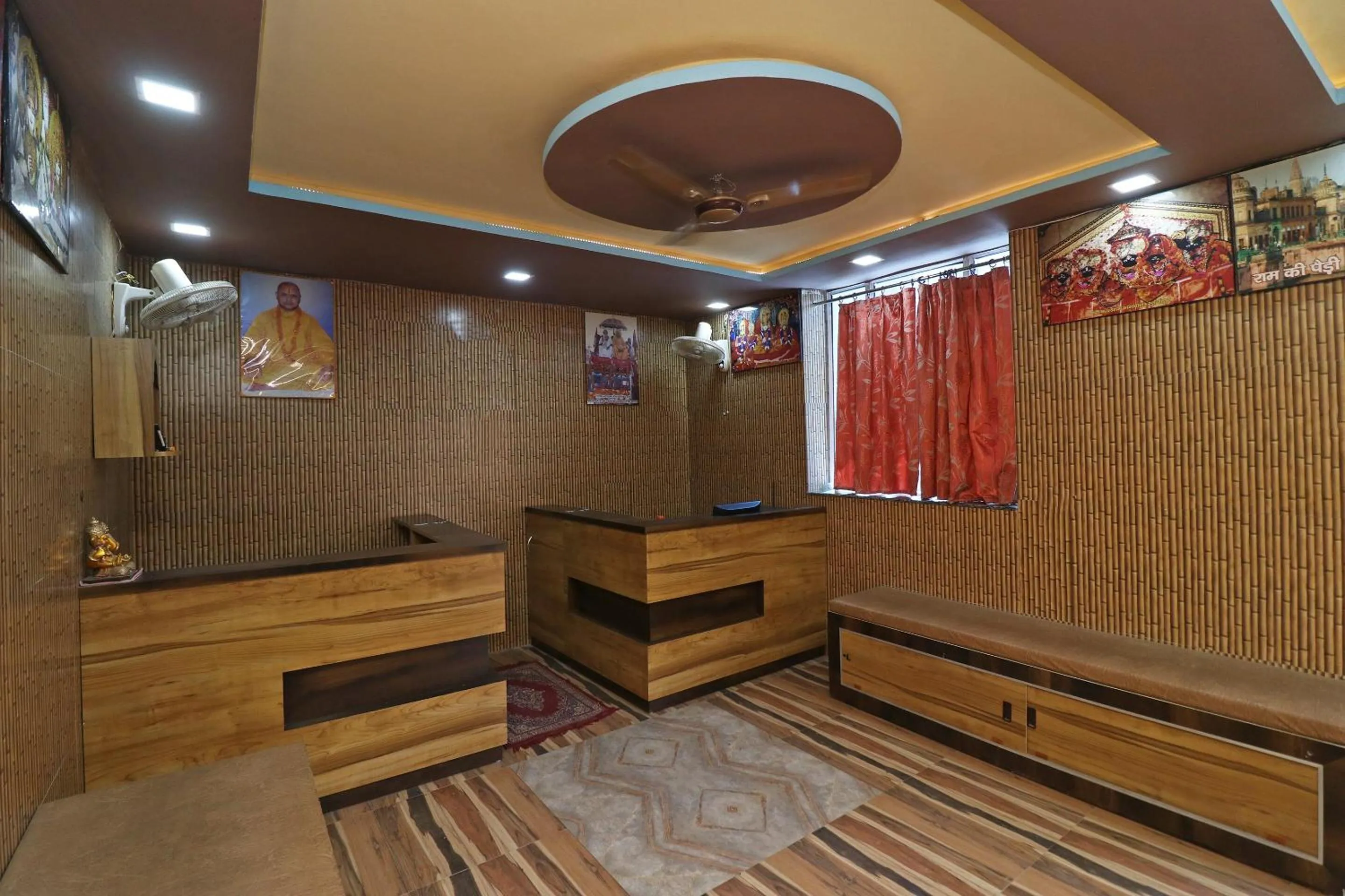 Lobby or reception in SPOT ON 38000 Vaidehi Bhawan