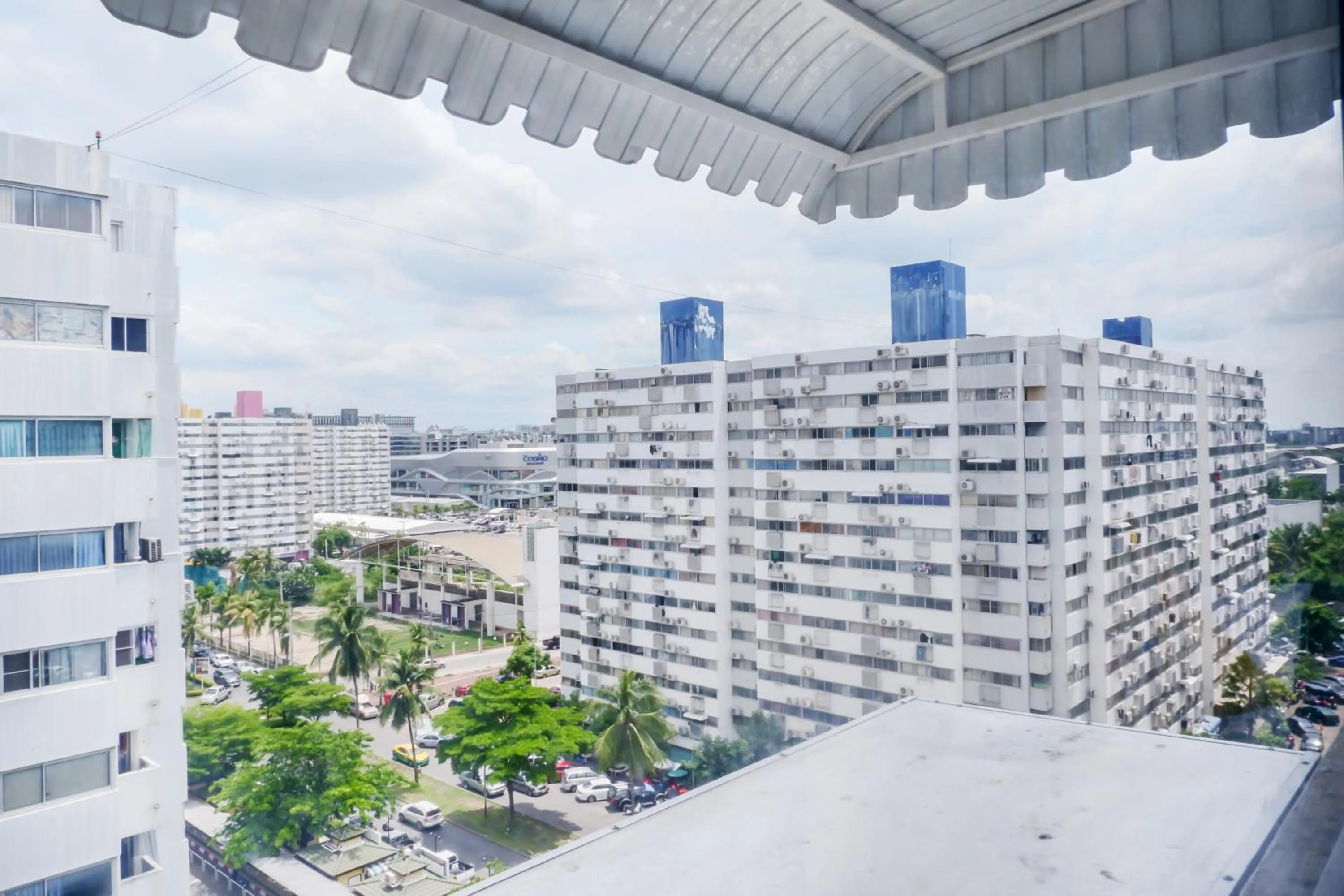 City view in Bangkok Impact Popular Comdominium