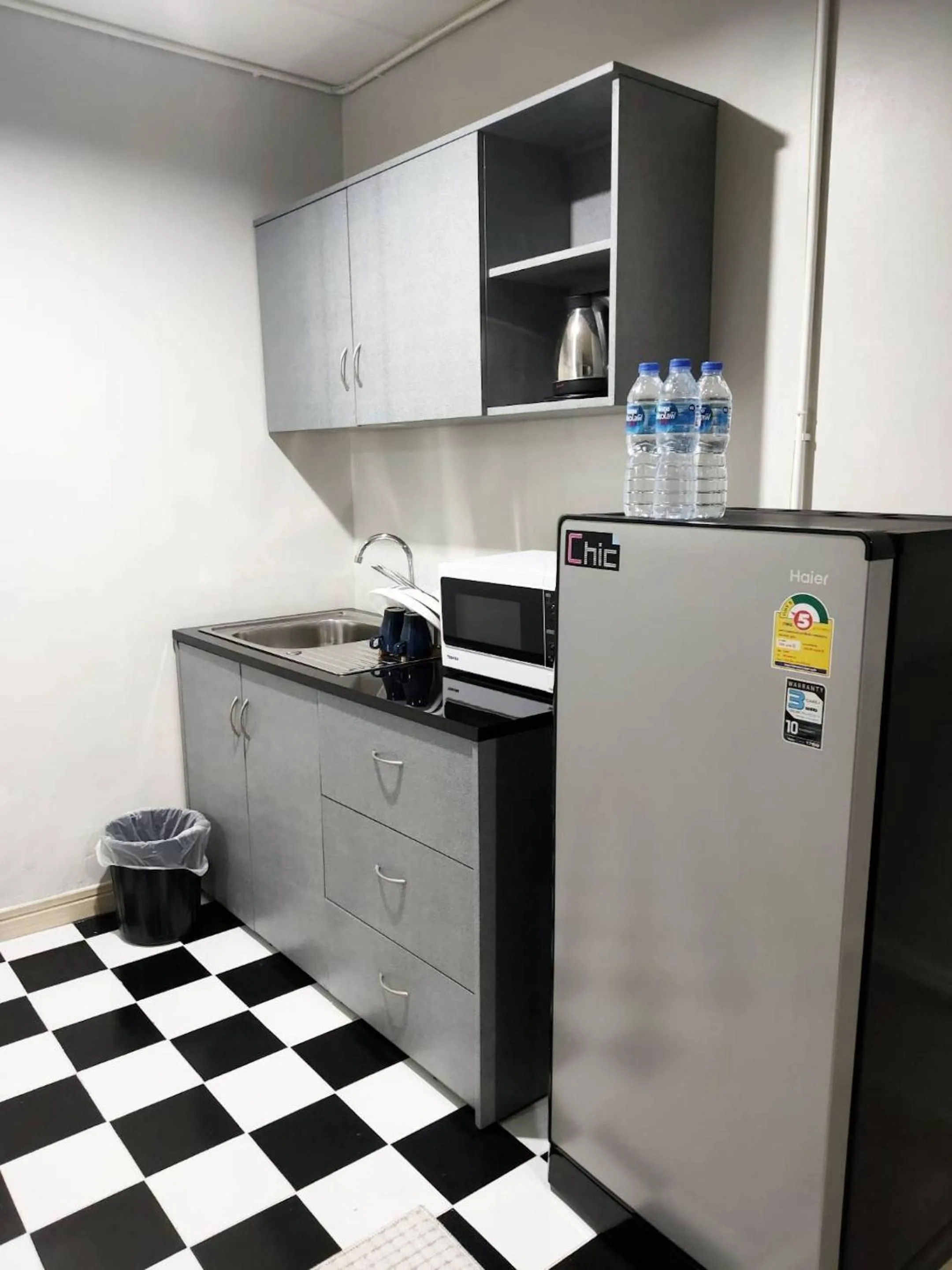 Kitchen or kitchenette in Bangkok Impact Popular Comdominium