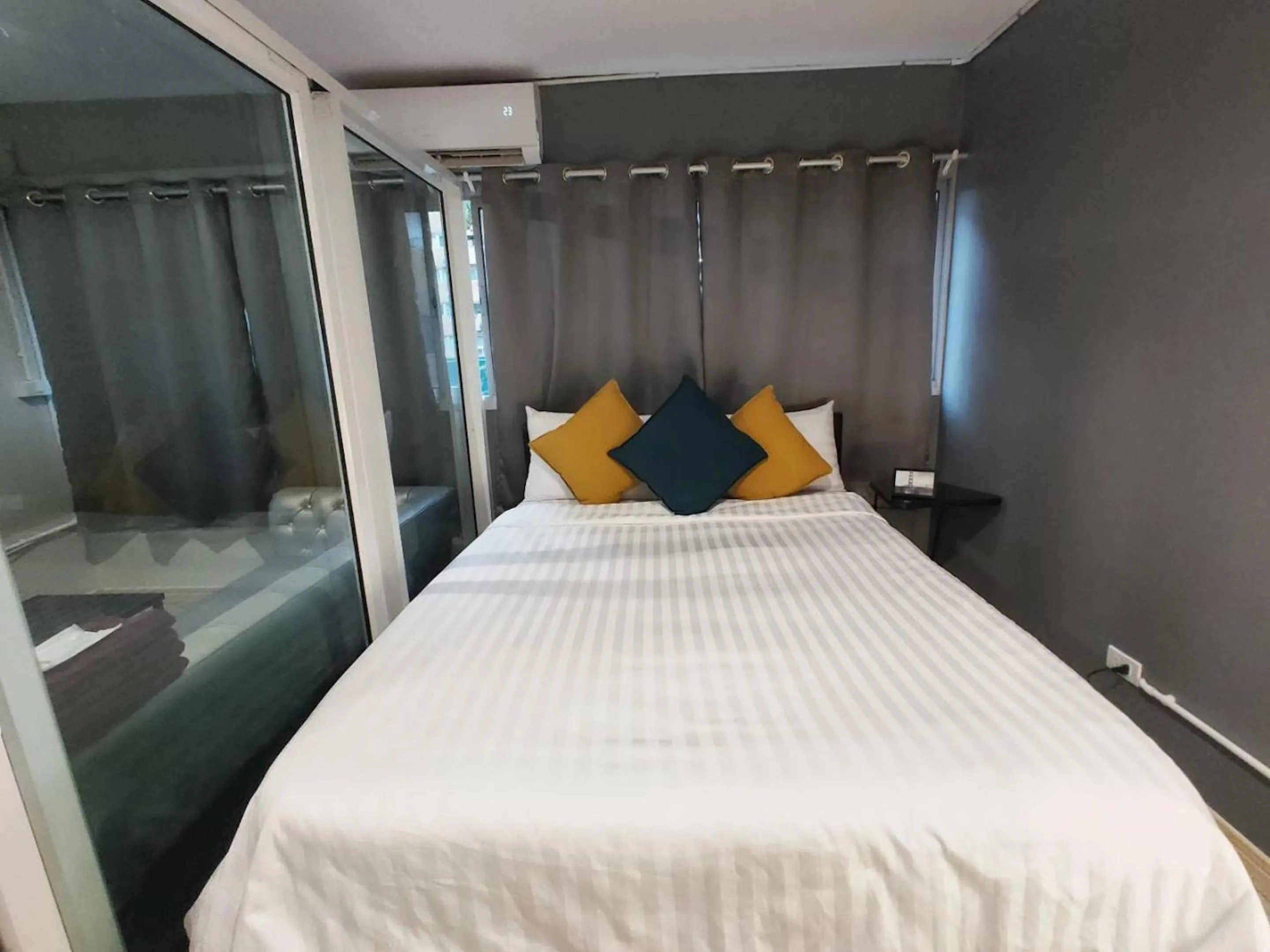 bunk bed in Bangkok Impact Popular Comdominium