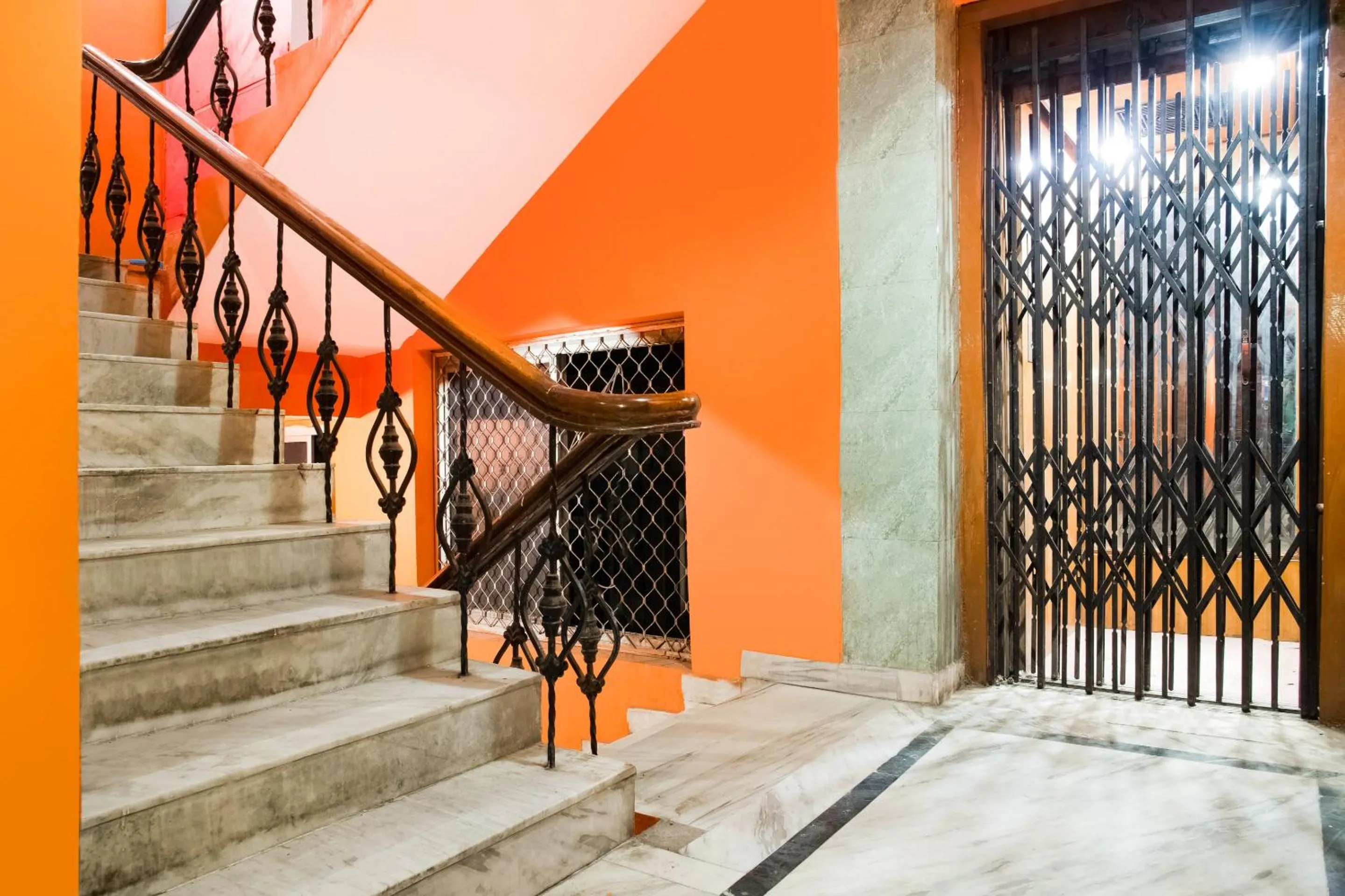 Lobby or reception in Hotel O Embassy Exhibition Rd