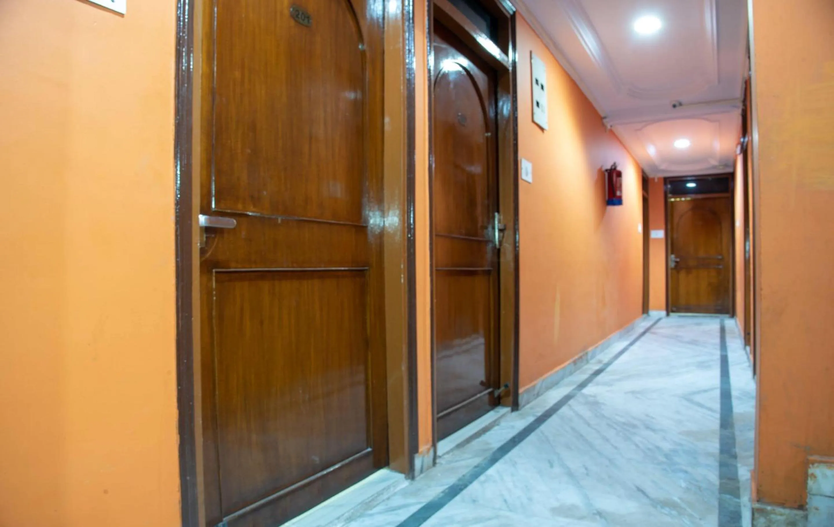 Lobby or reception in Hotel O Embassy Exhibition Rd