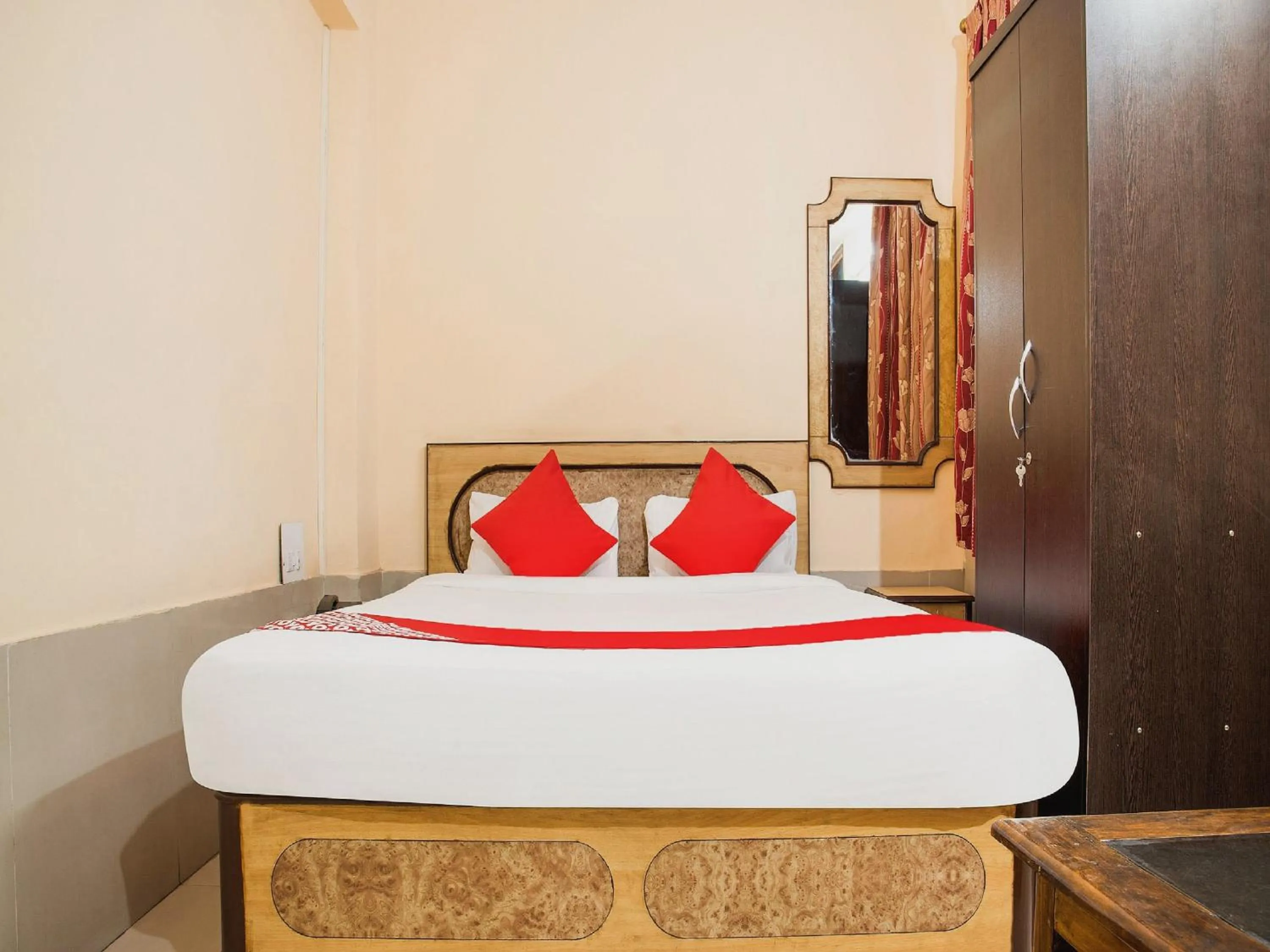 Bedroom, Bed in Hotel O Embassy Exhibition Rd