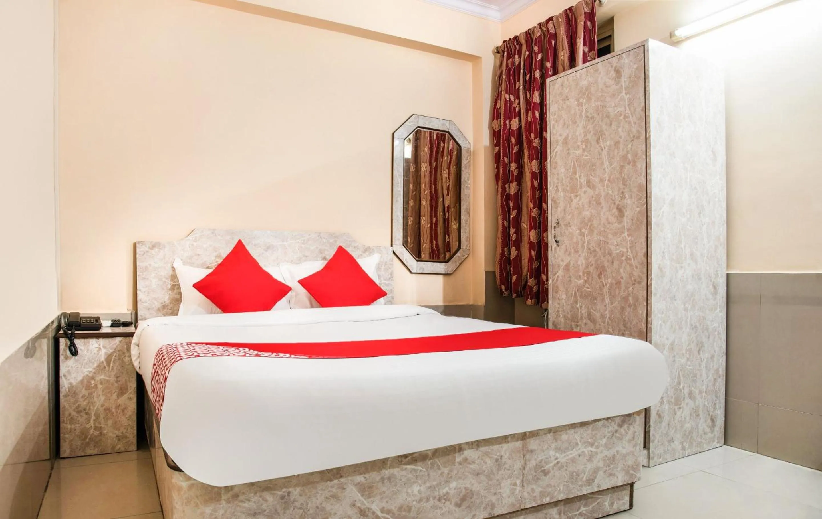 Bedroom, Bed in Hotel O Embassy Exhibition Rd