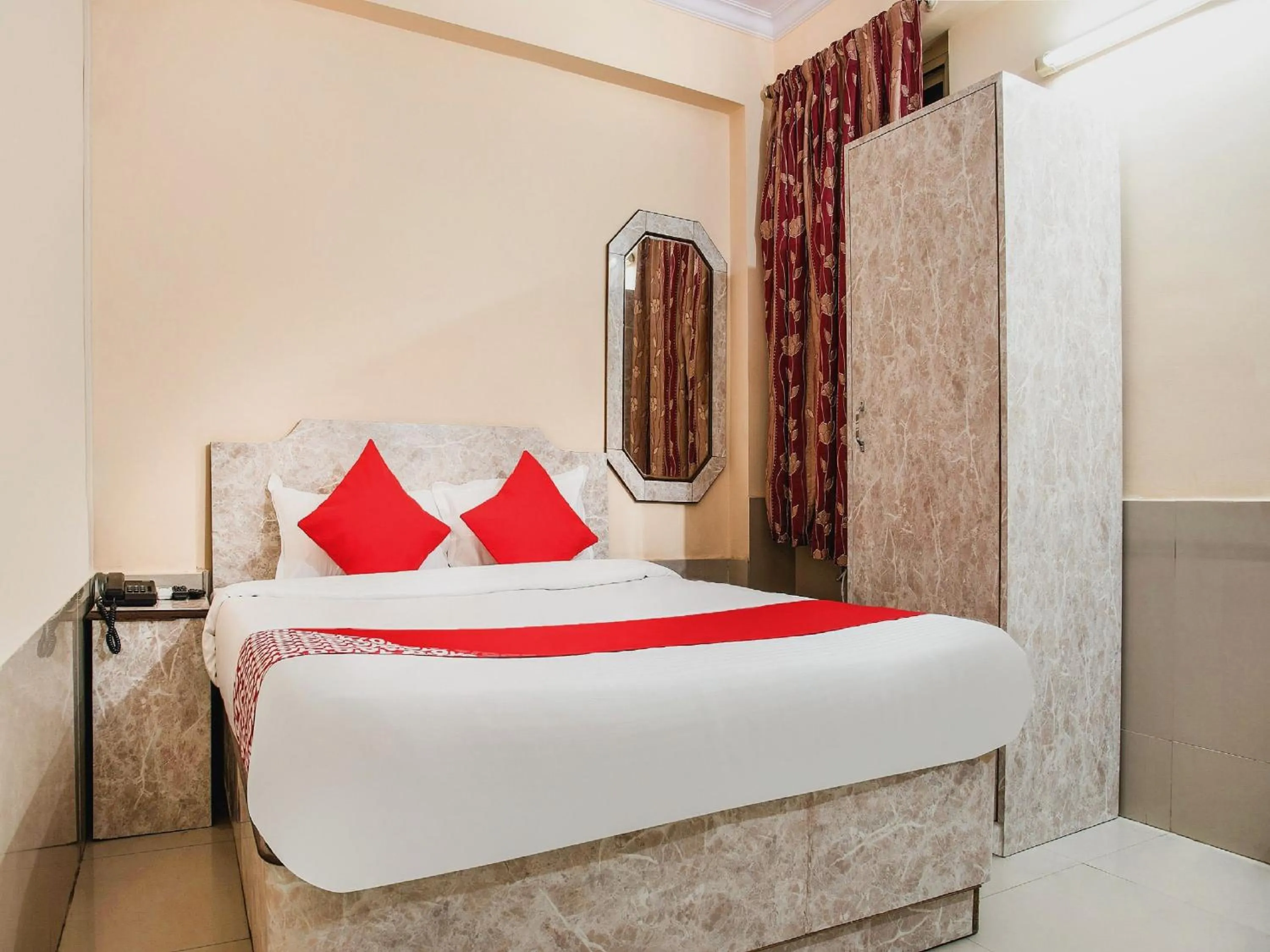 Bedroom, Bed in Hotel O Embassy Exhibition Rd