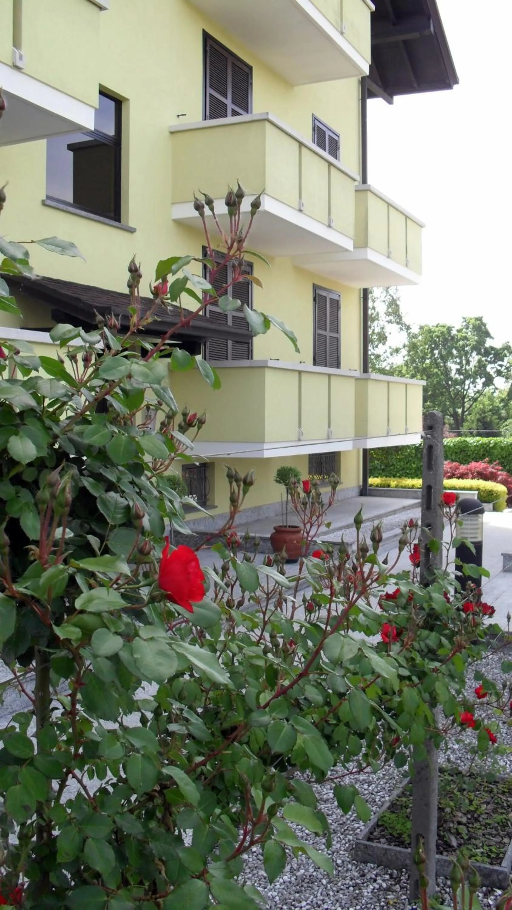 Facade/entrance in Albergo Residence Isotta