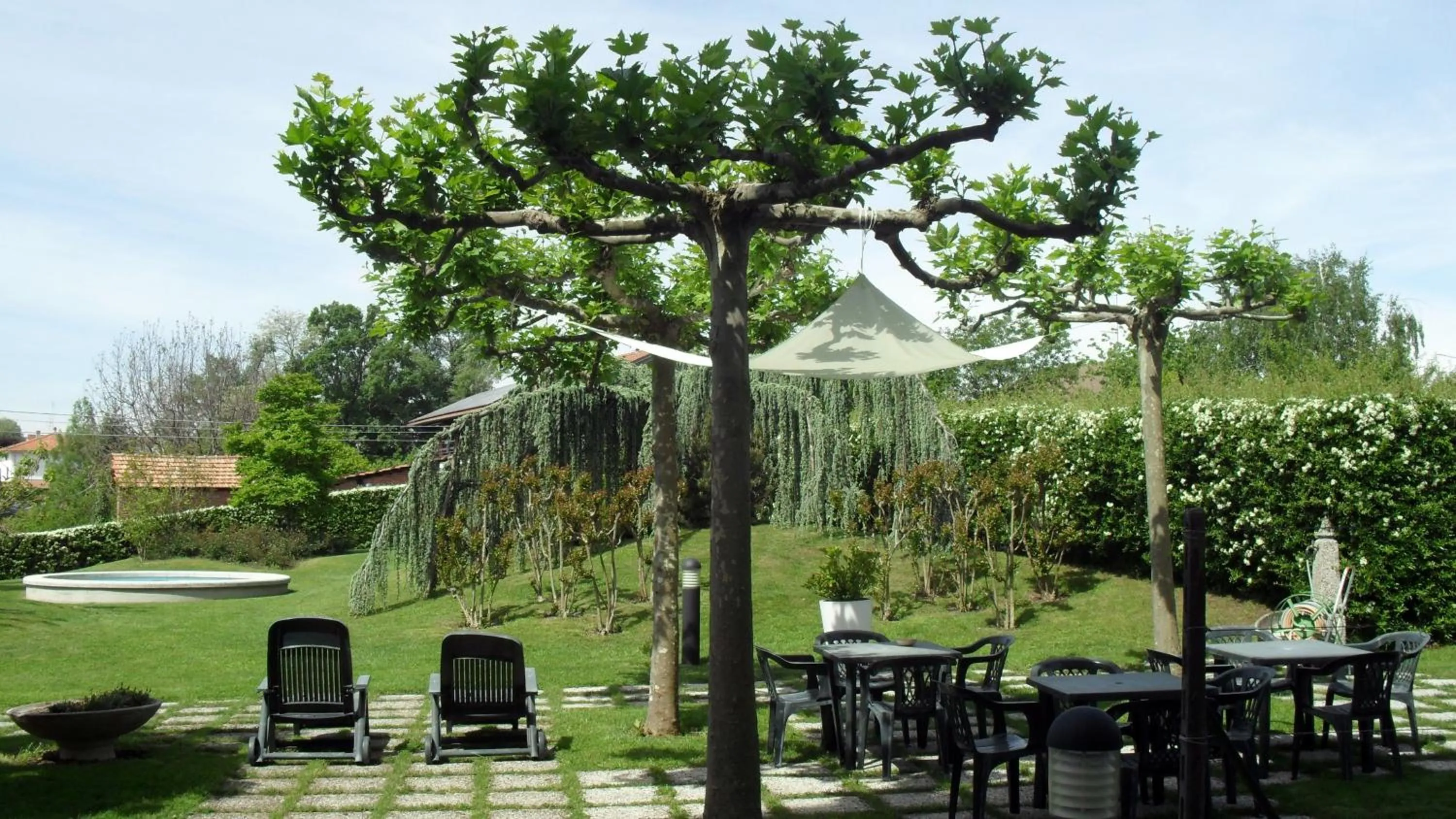 Facade/entrance in Albergo Residence Isotta