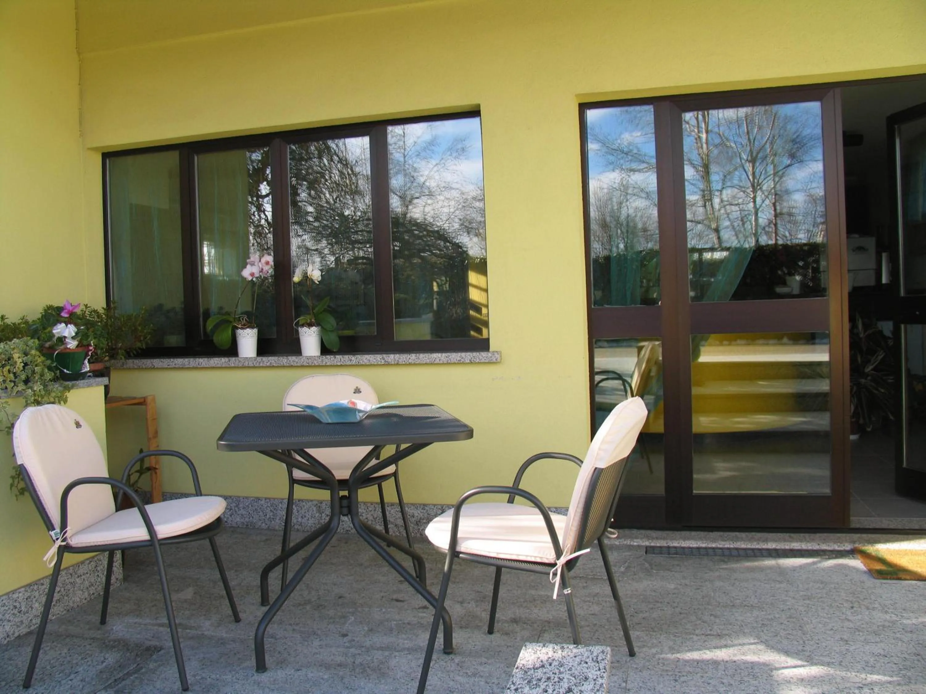 Balcony/Terrace in Albergo Residence Isotta