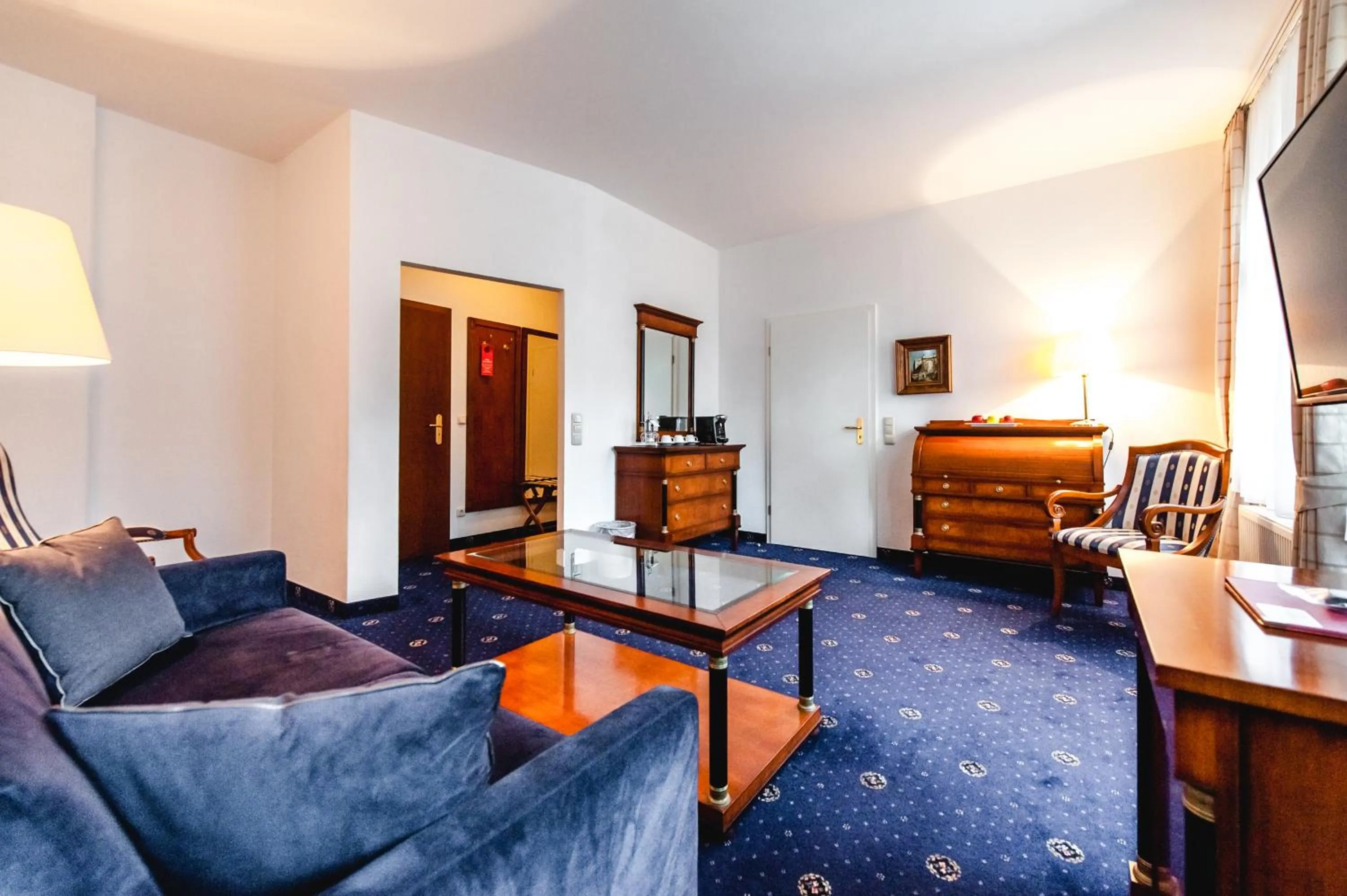 Living room, Bed in Historische Spitzgrundmühle
