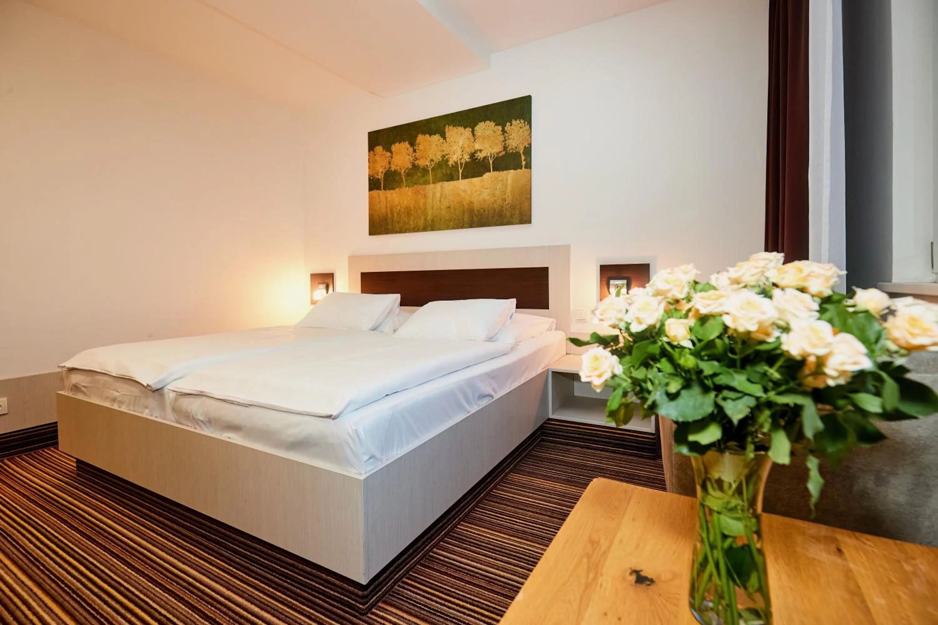 Bedroom, Bed in CENTRAL PARK FLORA