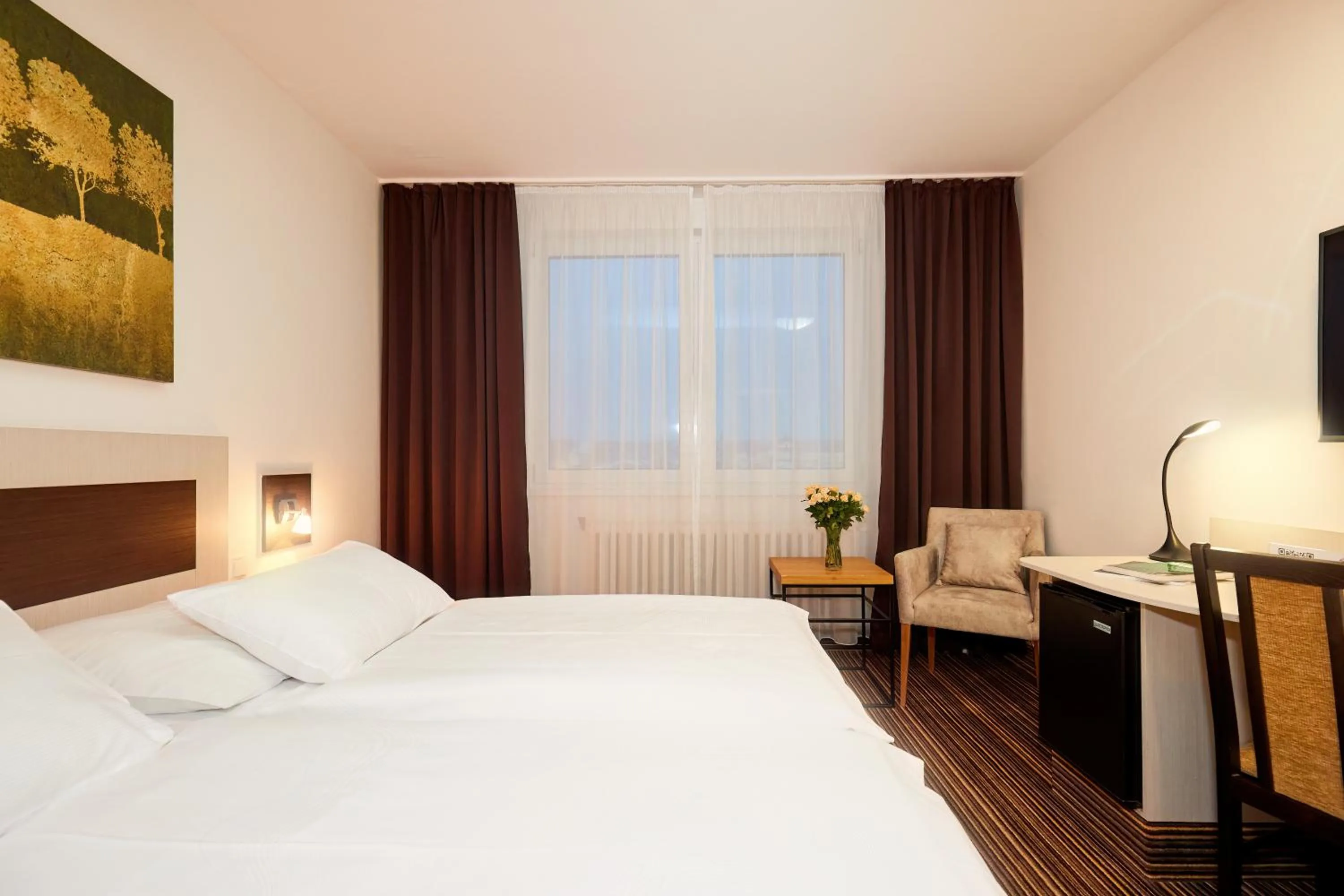 Bedroom, Bed in CENTRAL PARK FLORA