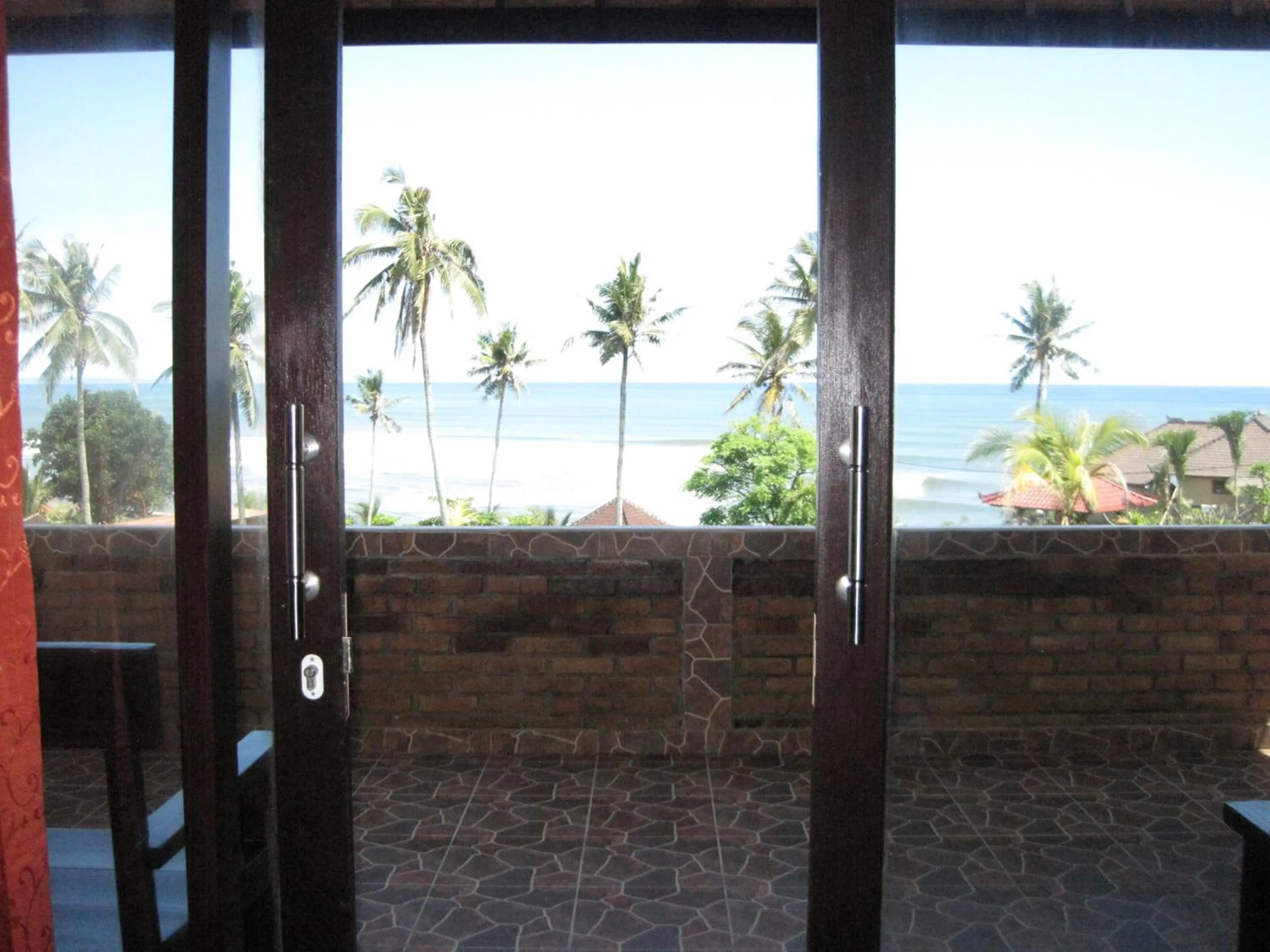 Superior Triple Room with Sea View in Gubug Balian Beach Bungalow